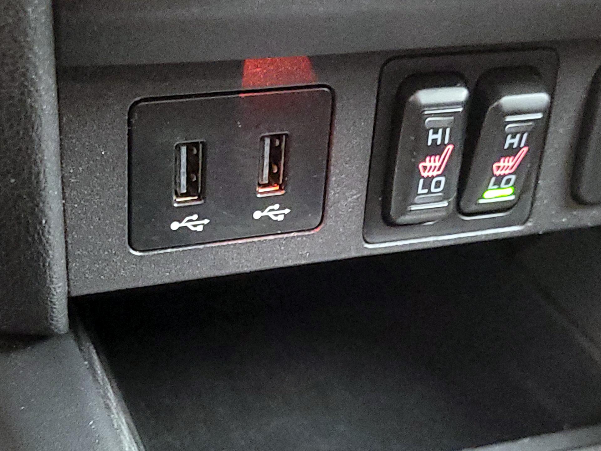 Thumbnail: 2019 Mitsubishi Outlander Sport - 18