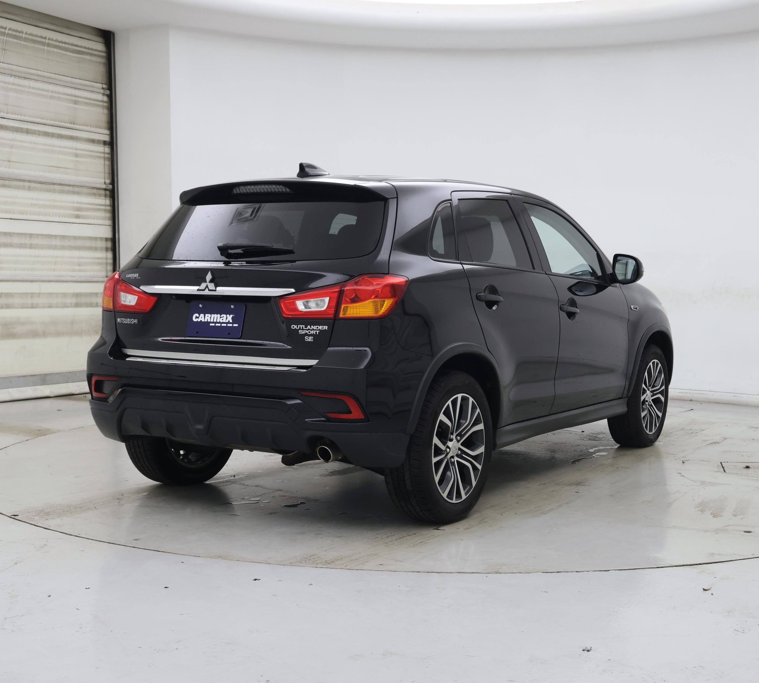 Thumbnail: 2019 Mitsubishi Outlander Sport - 8