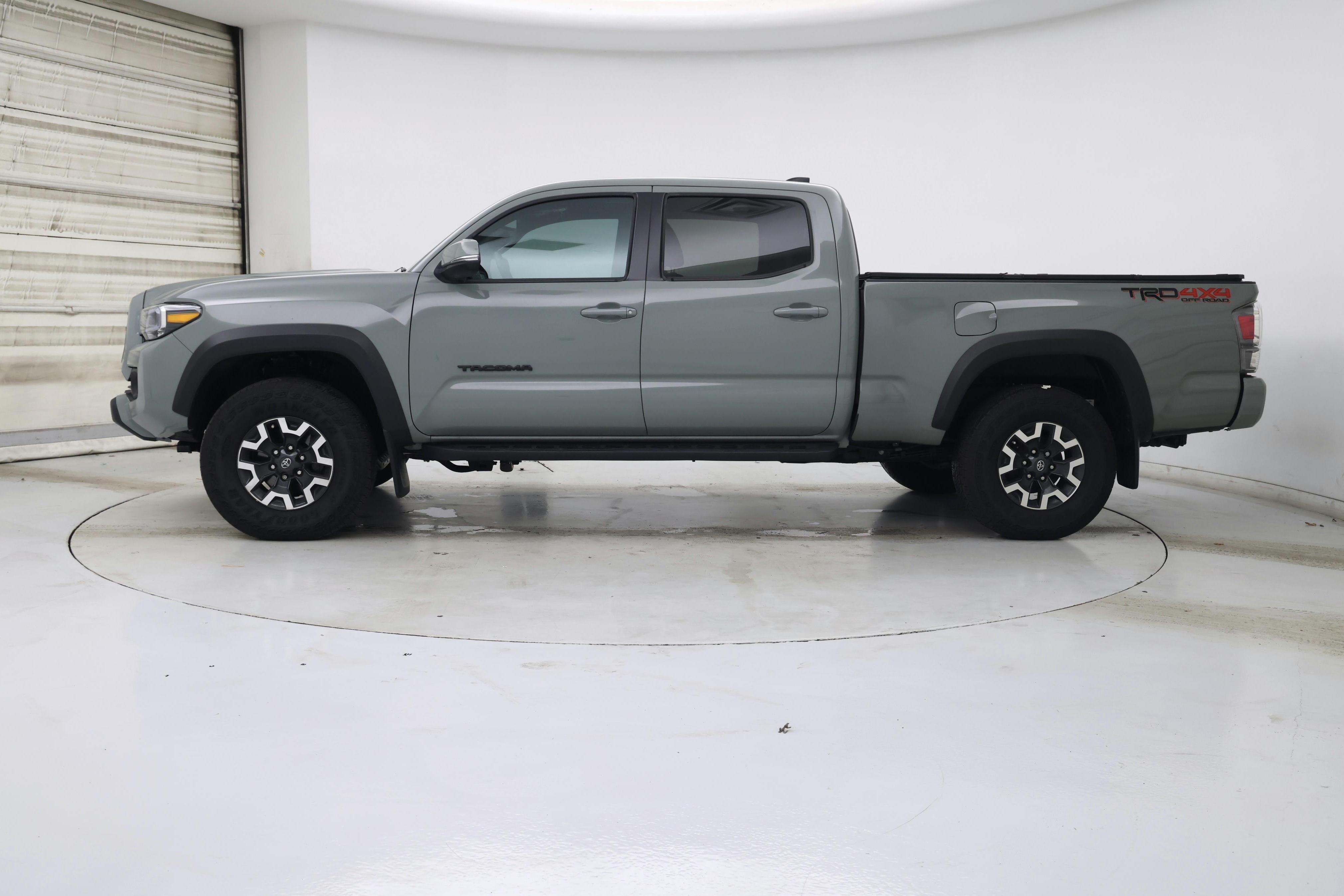 Thumbnail: 2023 Toyota Tacoma - 3