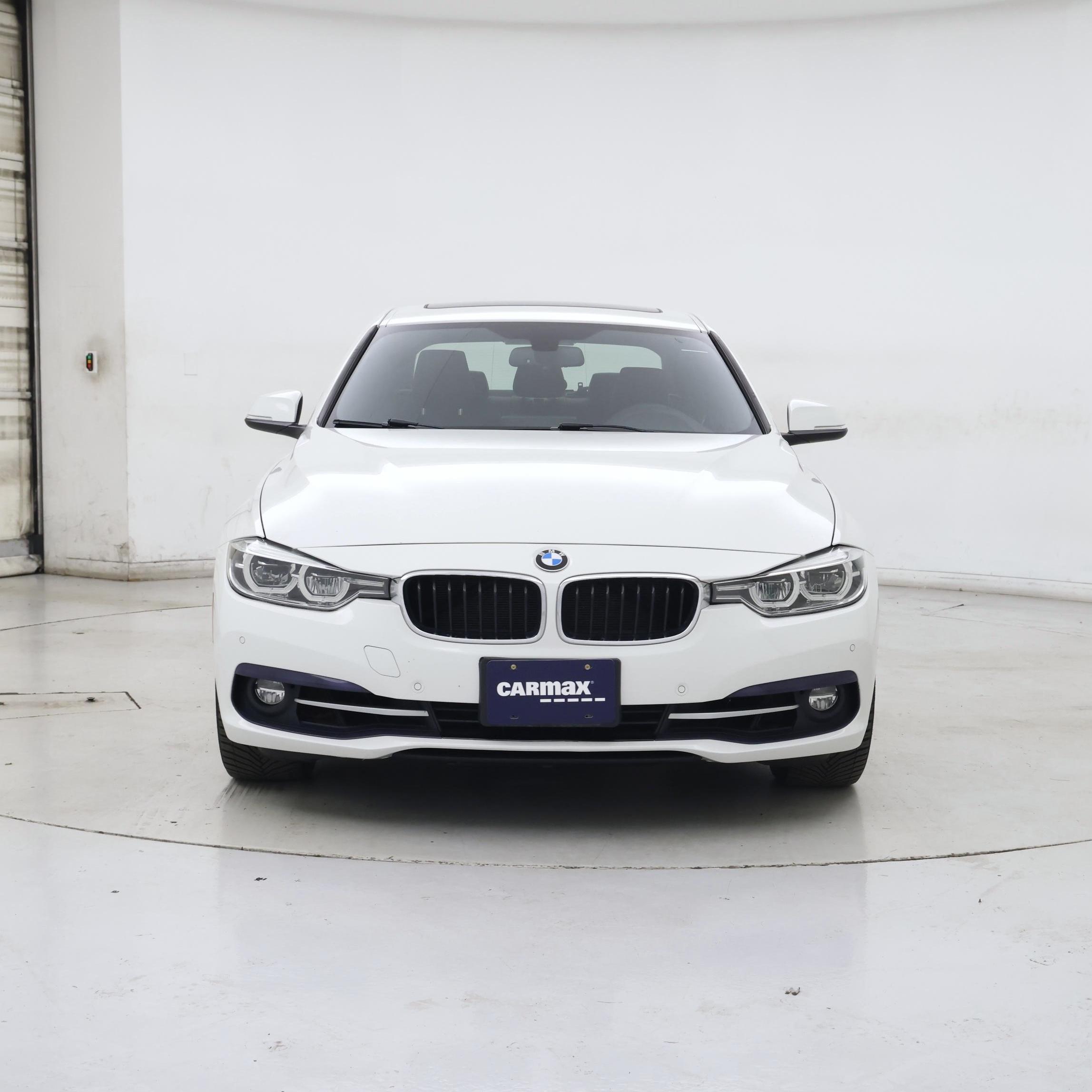 Thumbnail: 2016 BMW 3 Series - 5
