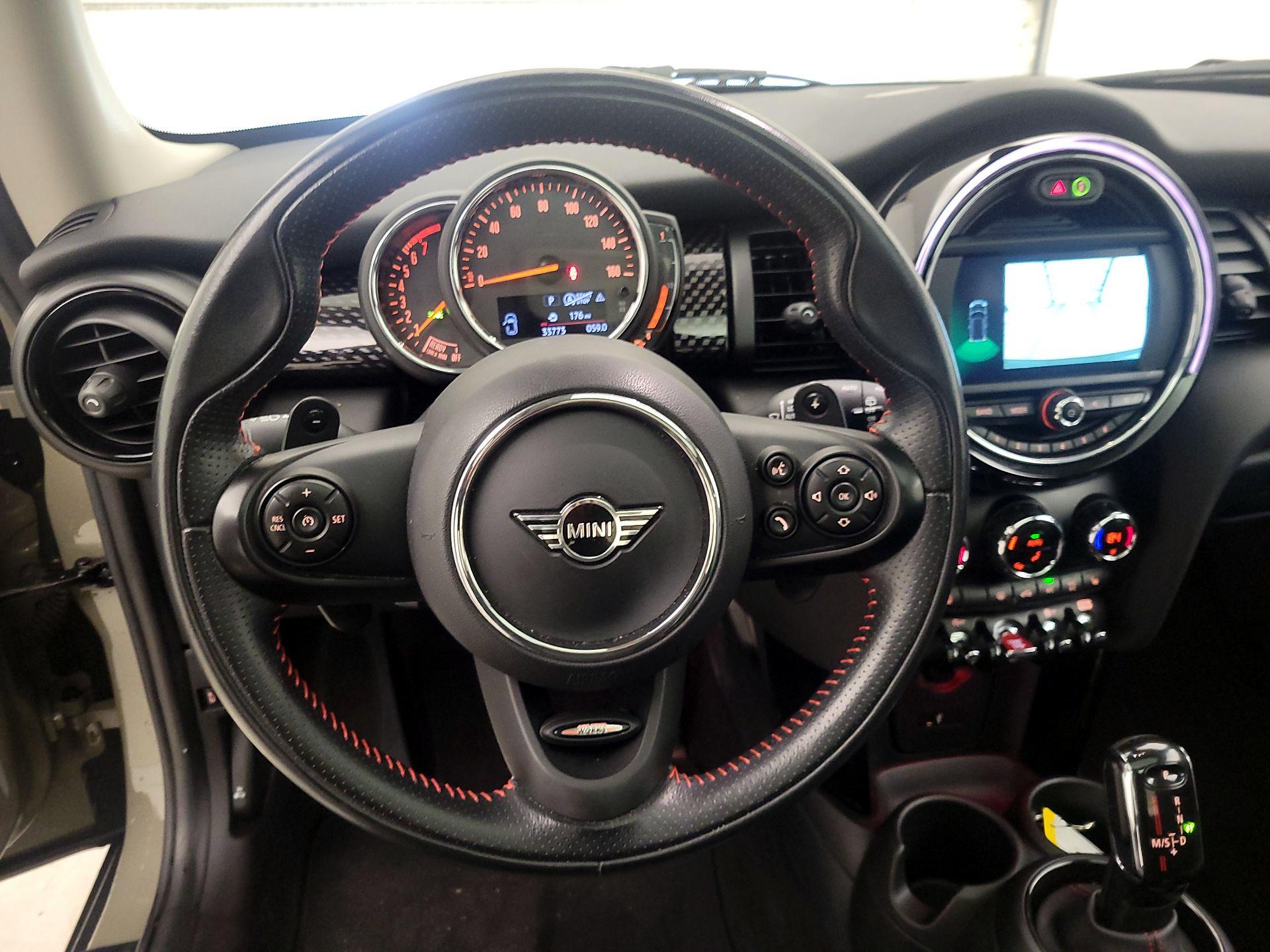 Thumbnail: 2020 MINI Cooper Hardtop - 10