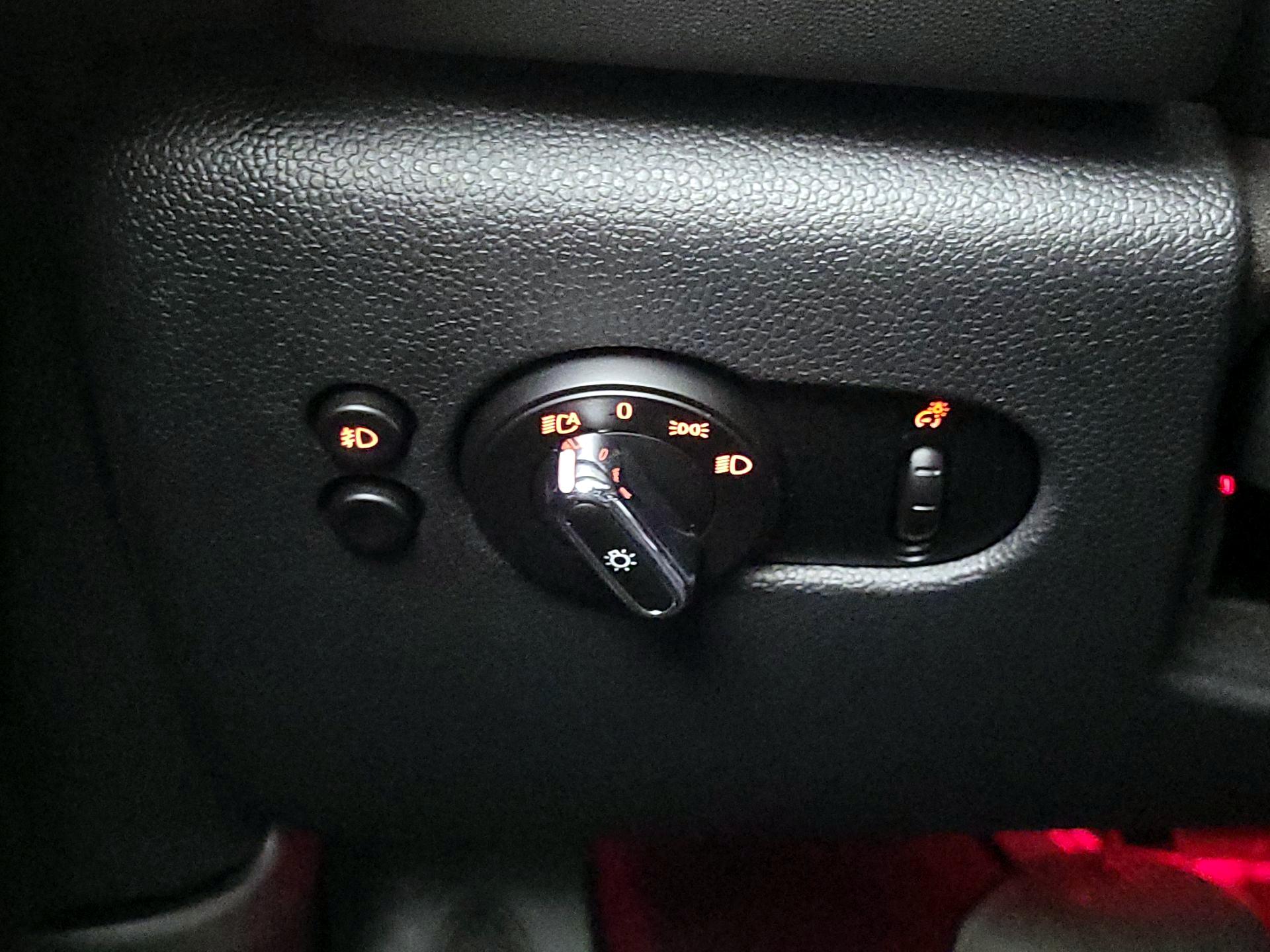 Thumbnail: 2020 MINI Cooper Hardtop - 13