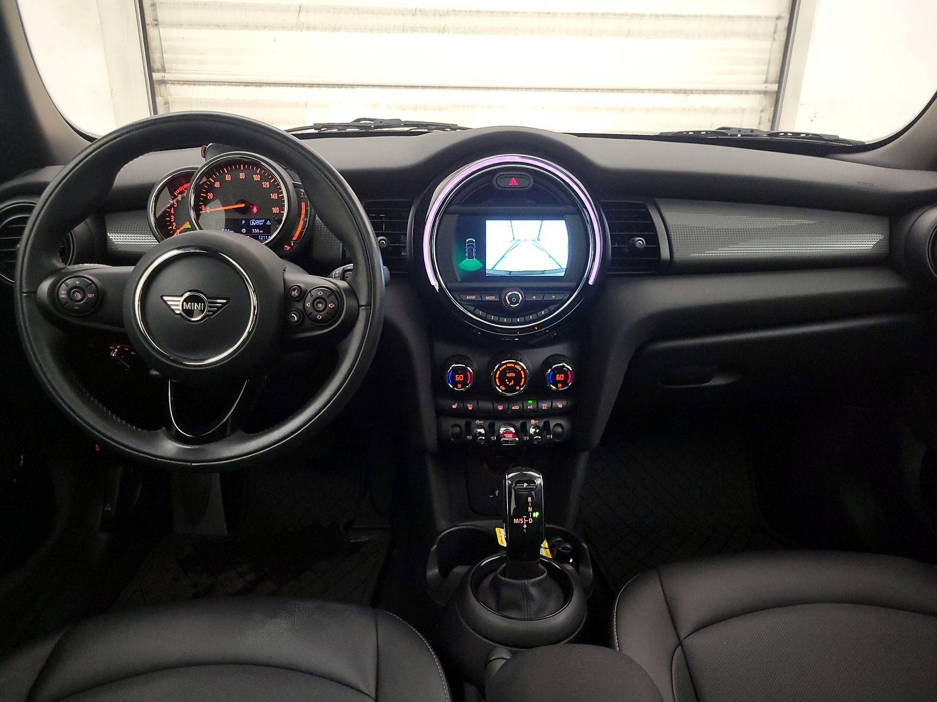 Thumbnail: 2020 MINI Cooper Hardtop - 9