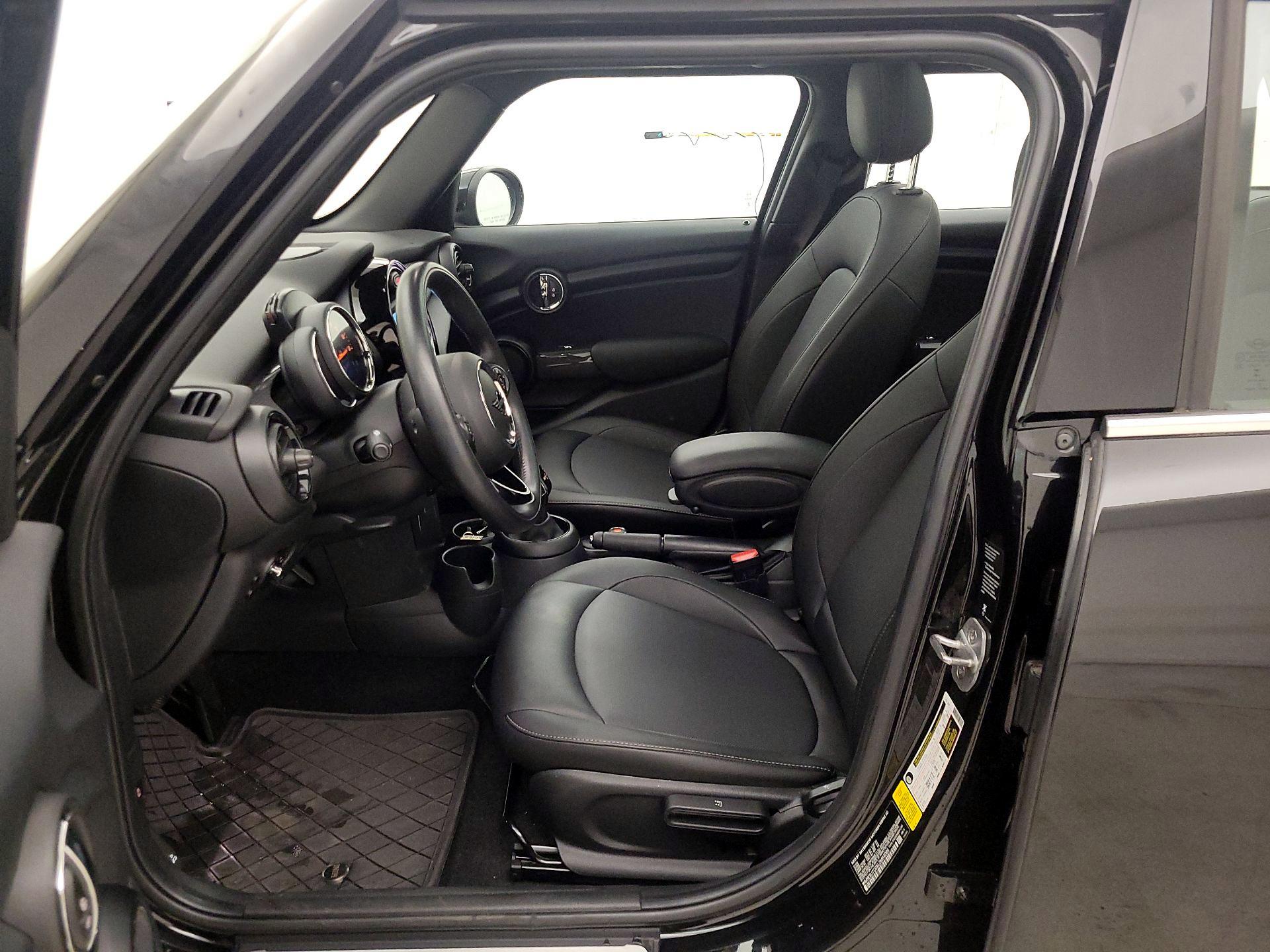 Thumbnail: 2020 MINI Cooper Hardtop - 11