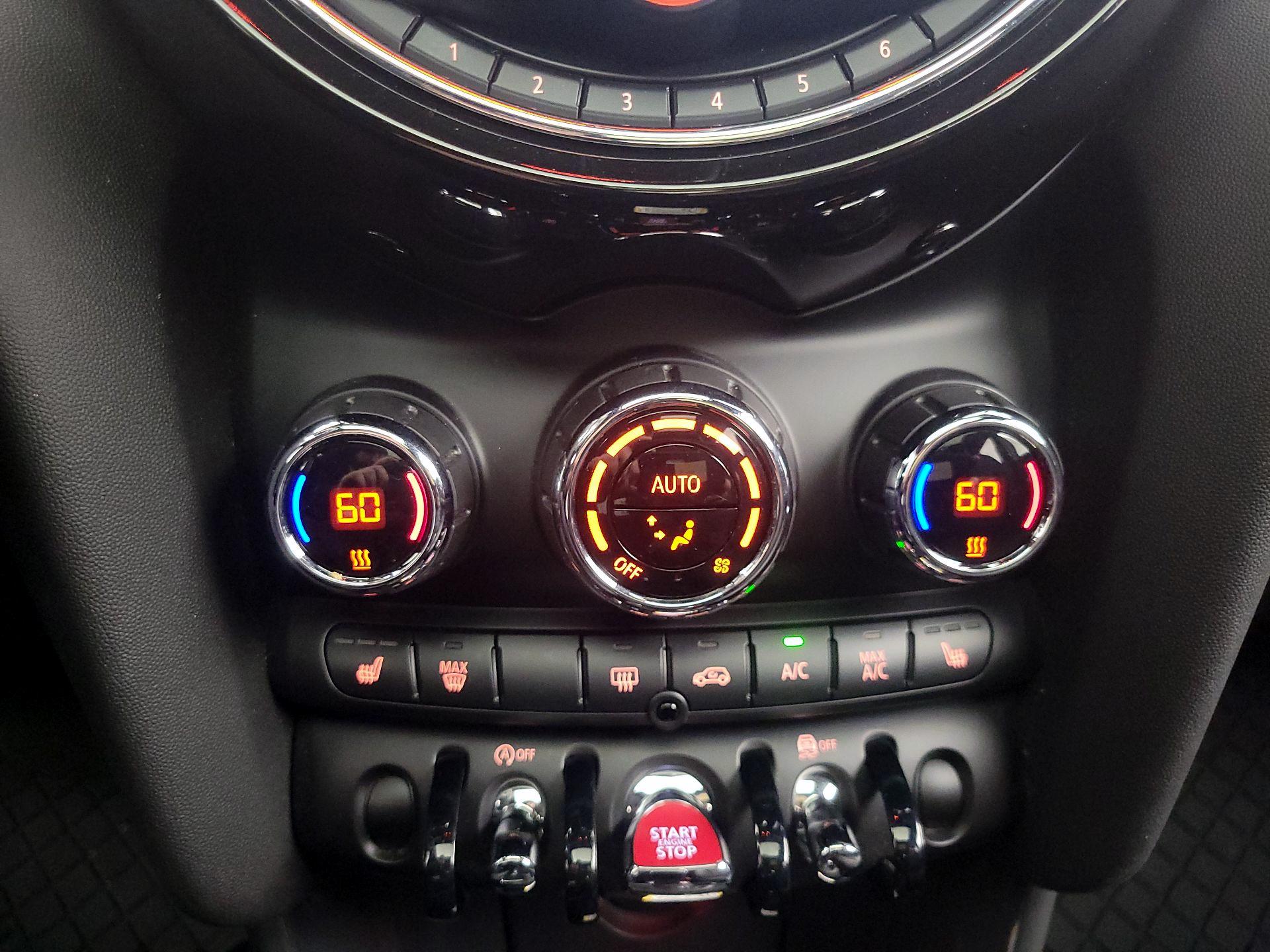 Thumbnail: 2020 MINI Cooper Hardtop - 16