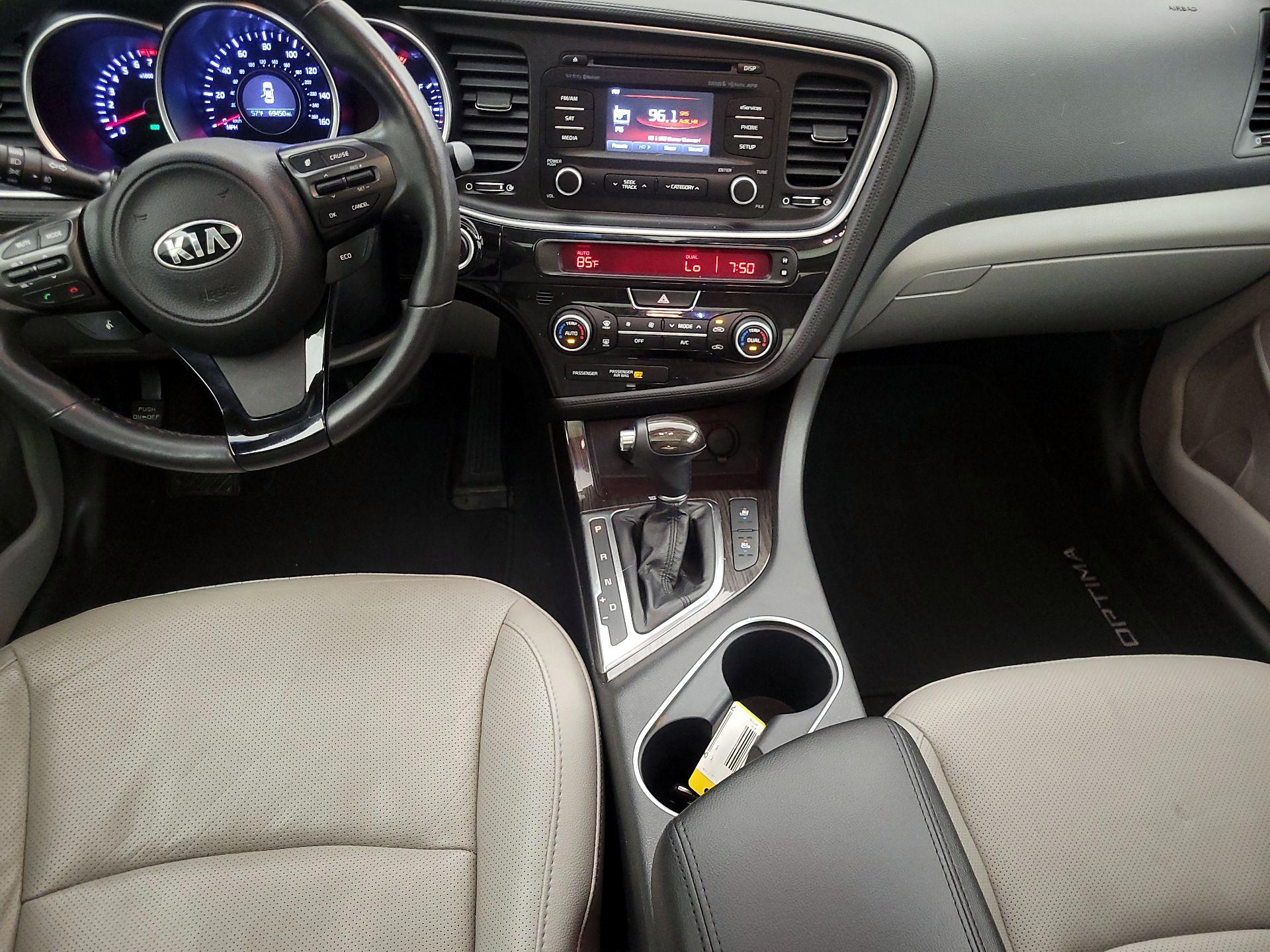 Thumbnail: 2015 Kia Optima - 9