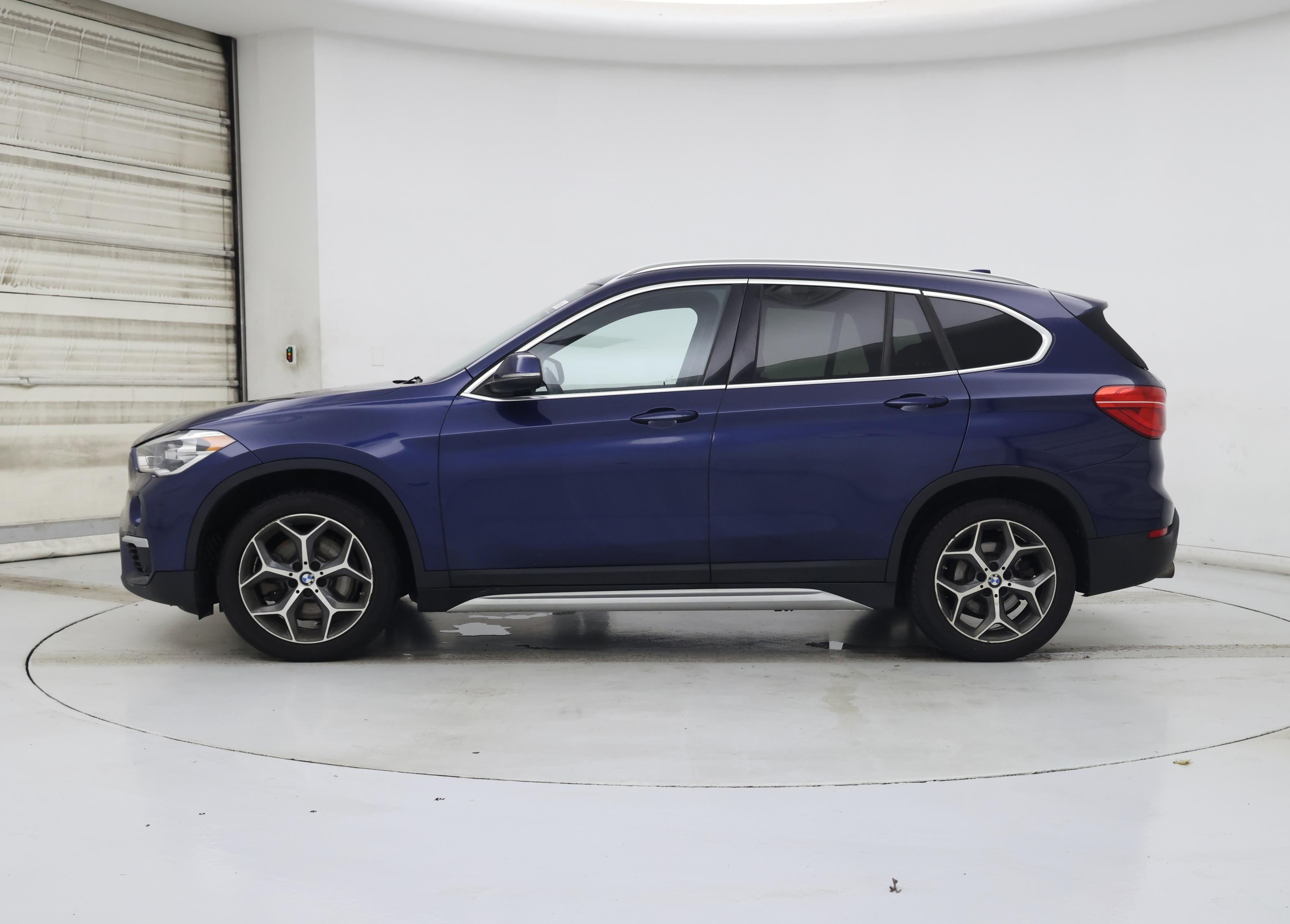 Thumbnail: 2019 BMW X1 - 3