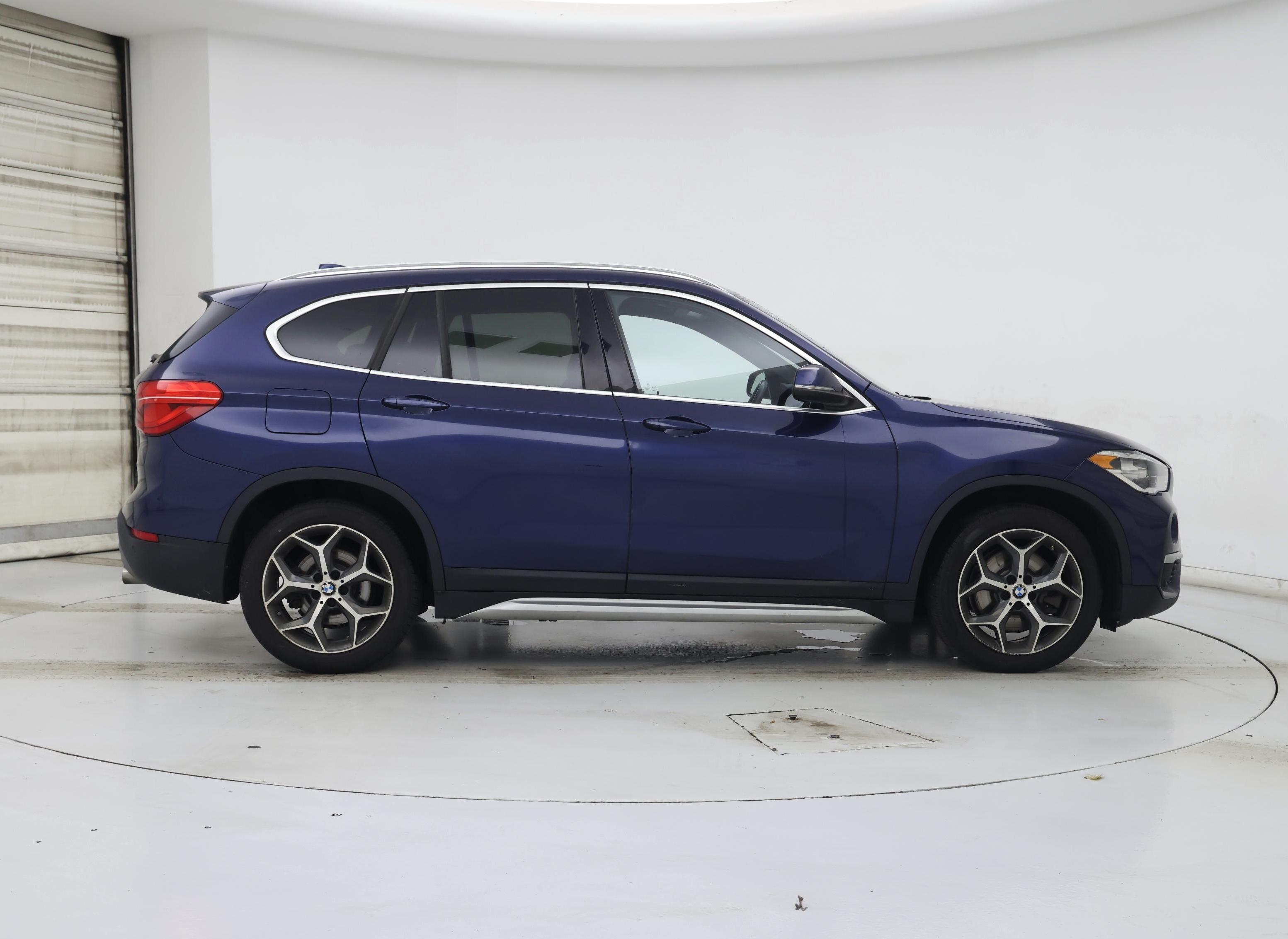 Thumbnail: 2019 BMW X1 - 7