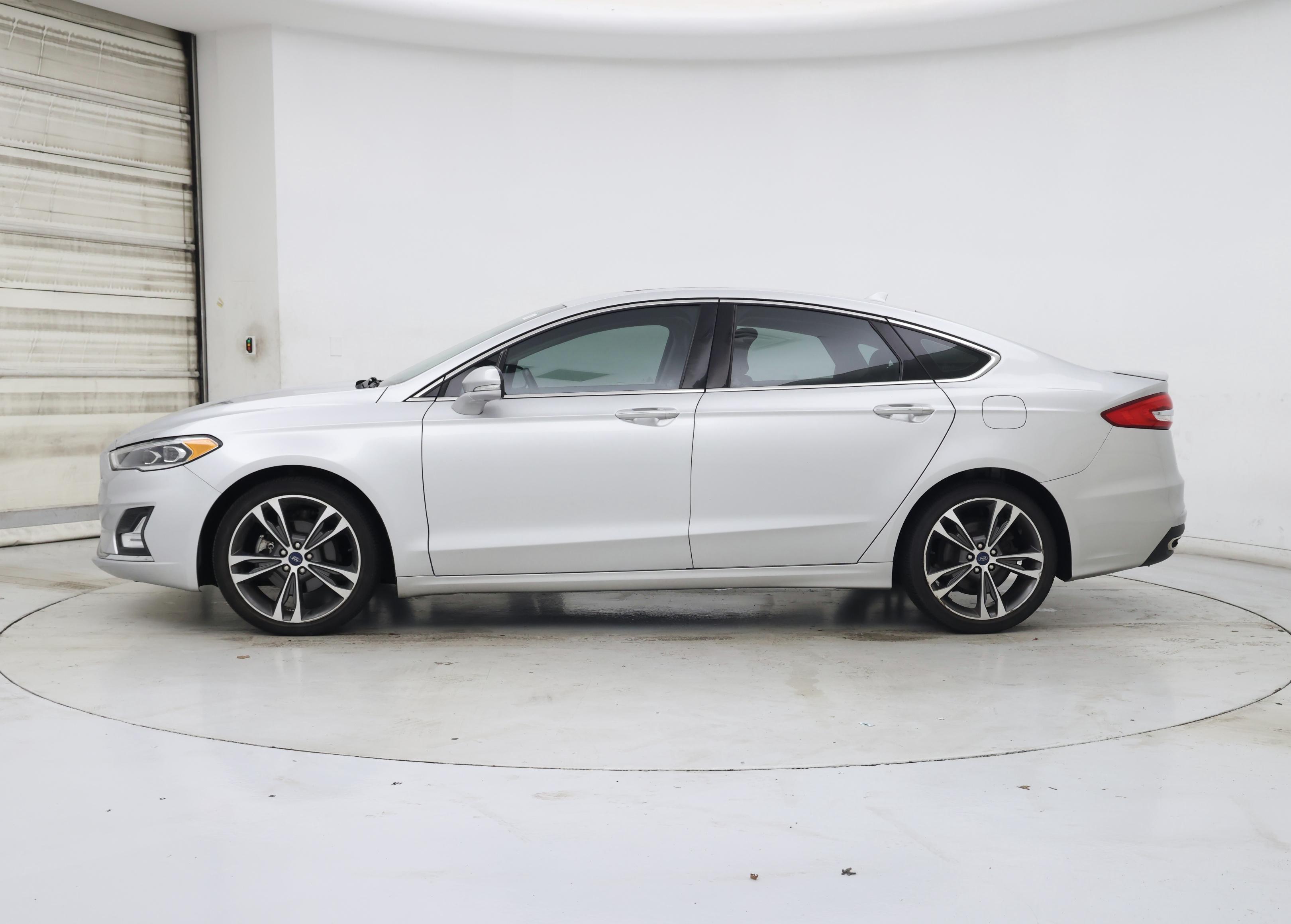 Thumbnail: 2019 Ford Fusion - 3