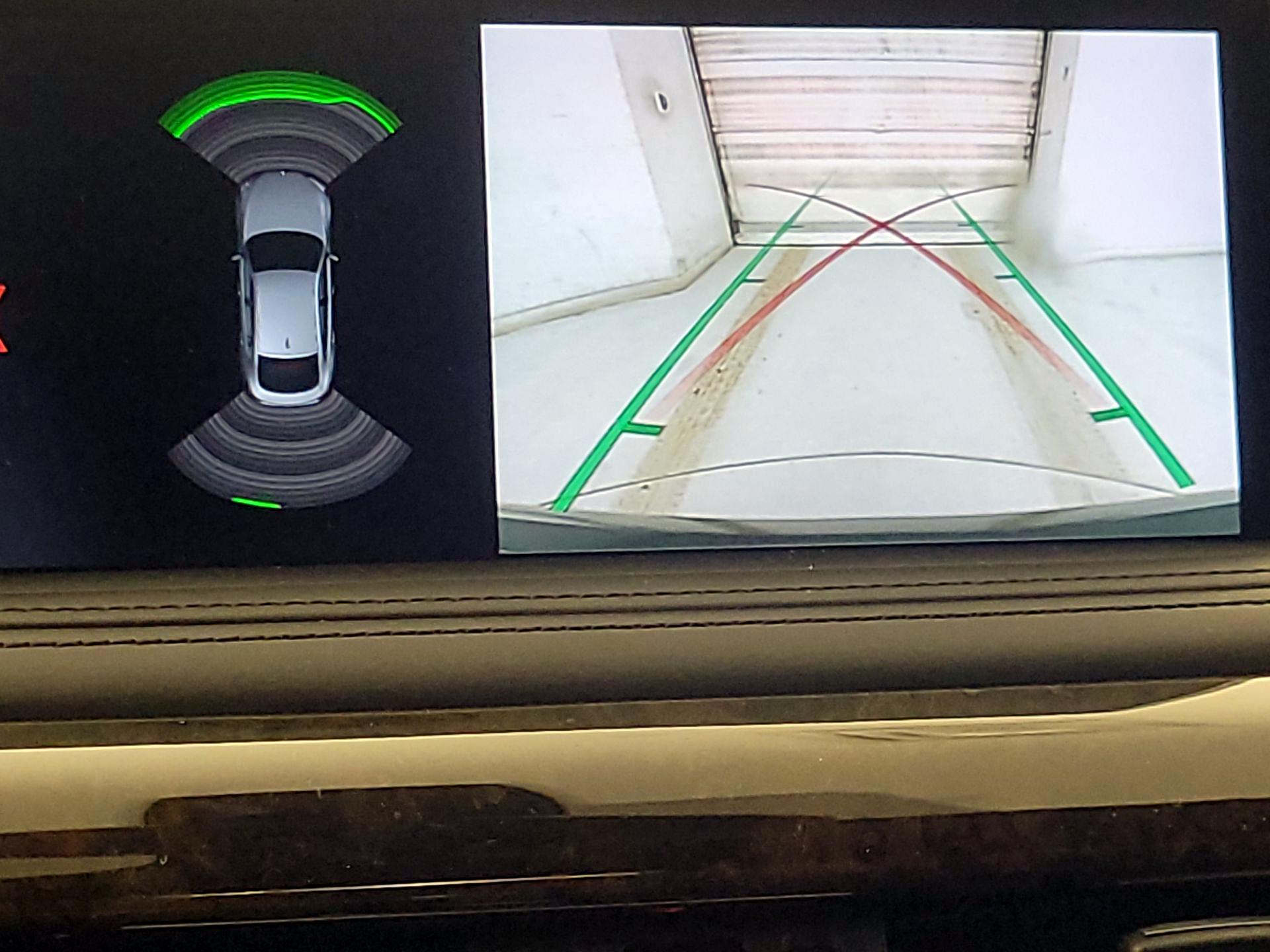 Thumbnail: 2018 BMW X6 - 14