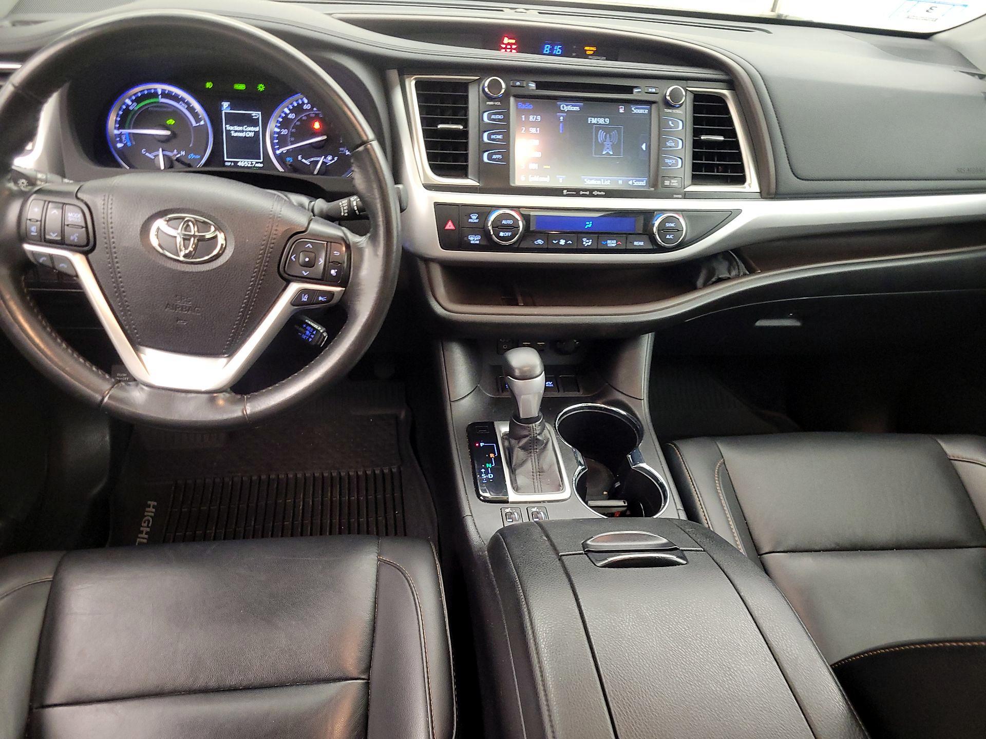 Thumbnail: 2019 Toyota Highlander - 9