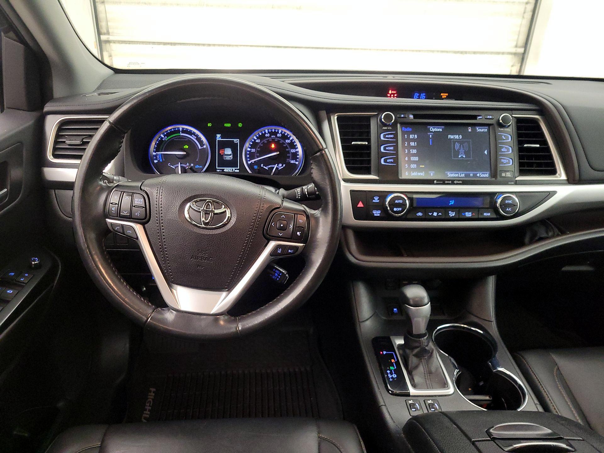 Thumbnail: 2019 Toyota Highlander - 10