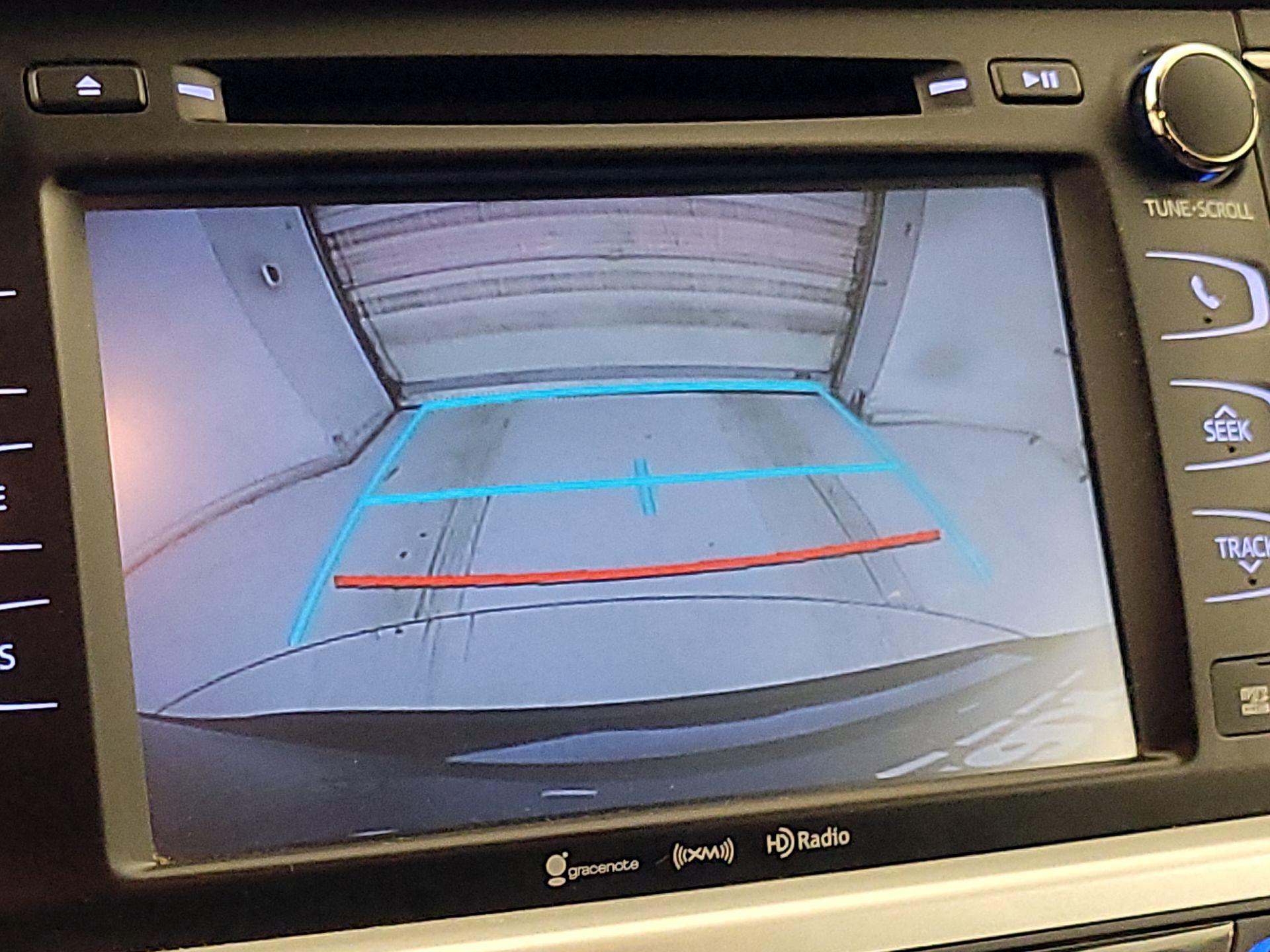 Thumbnail: 2019 Toyota Highlander - 14