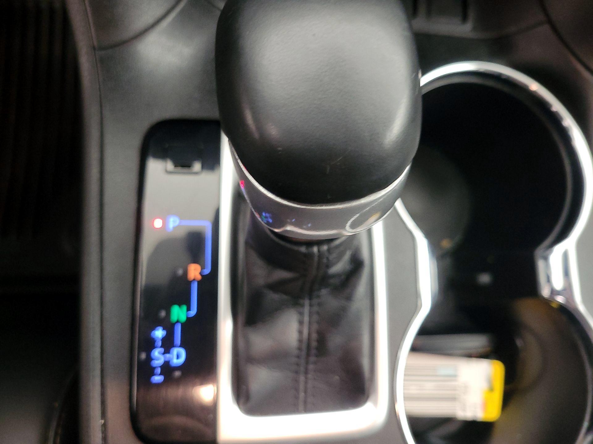 Thumbnail: 2019 Toyota Highlander - 17