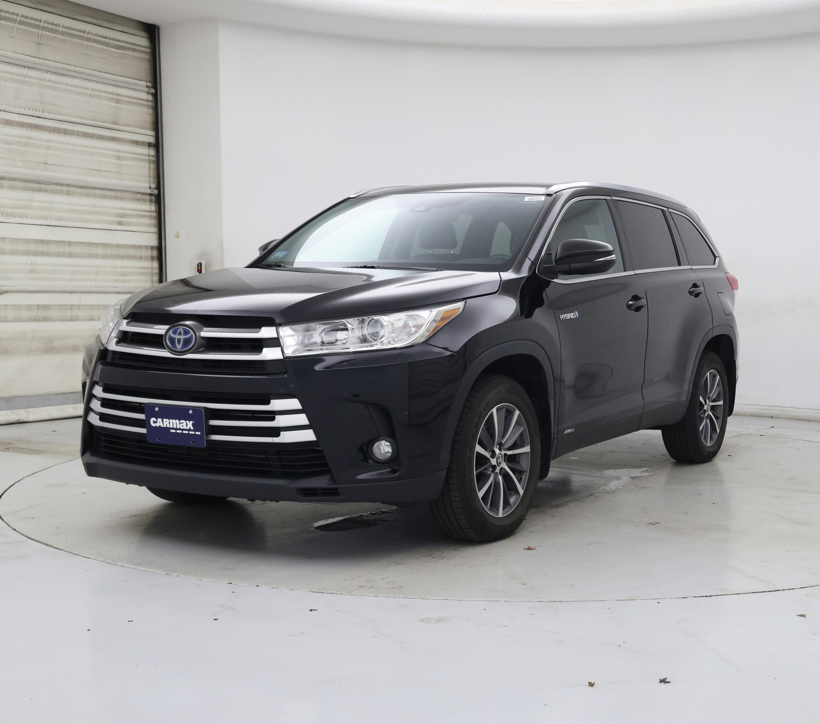 Thumbnail: 2019 Toyota Highlander - 4
