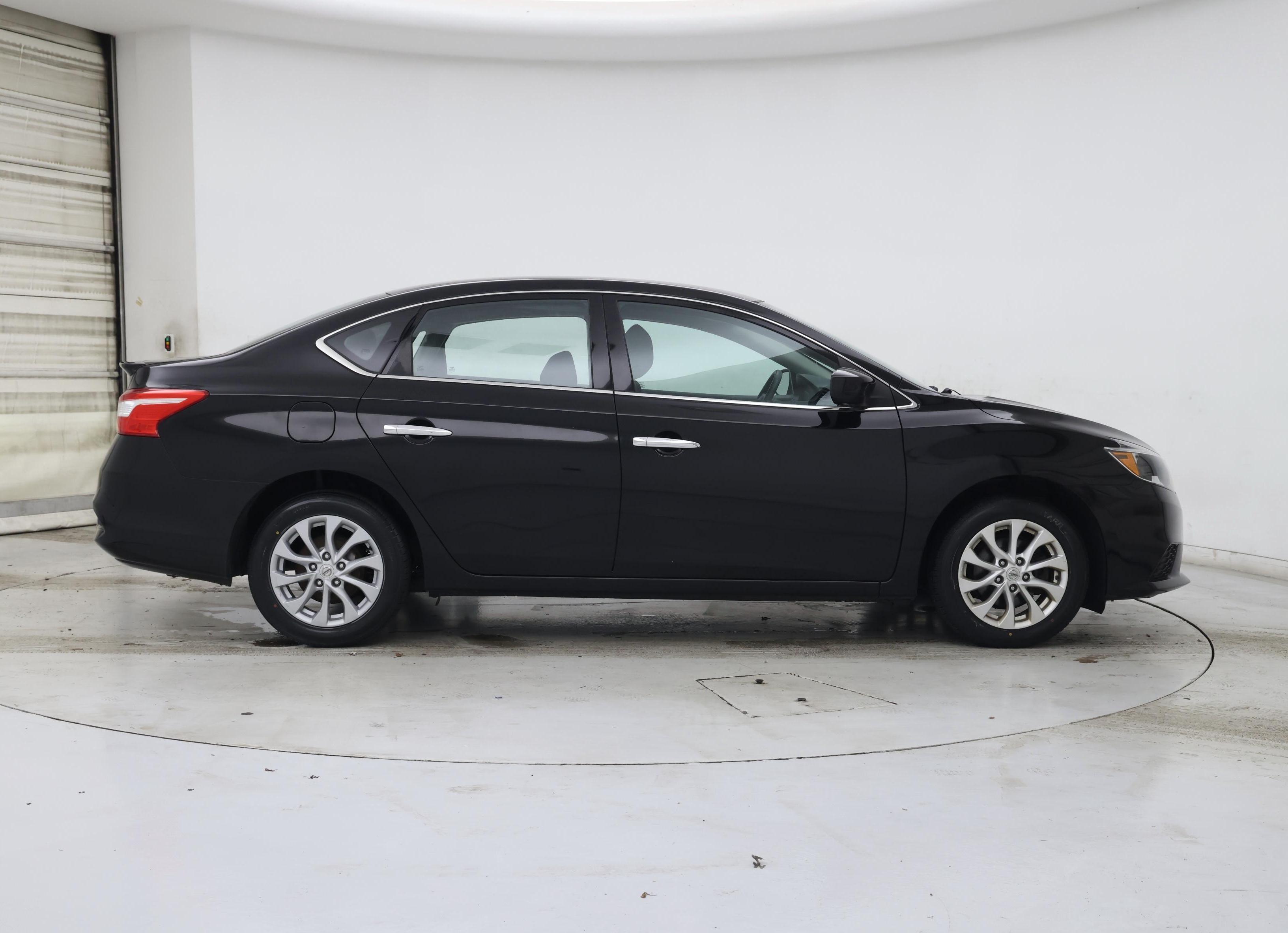 Thumbnail: 2019 Nissan Sentra - 7