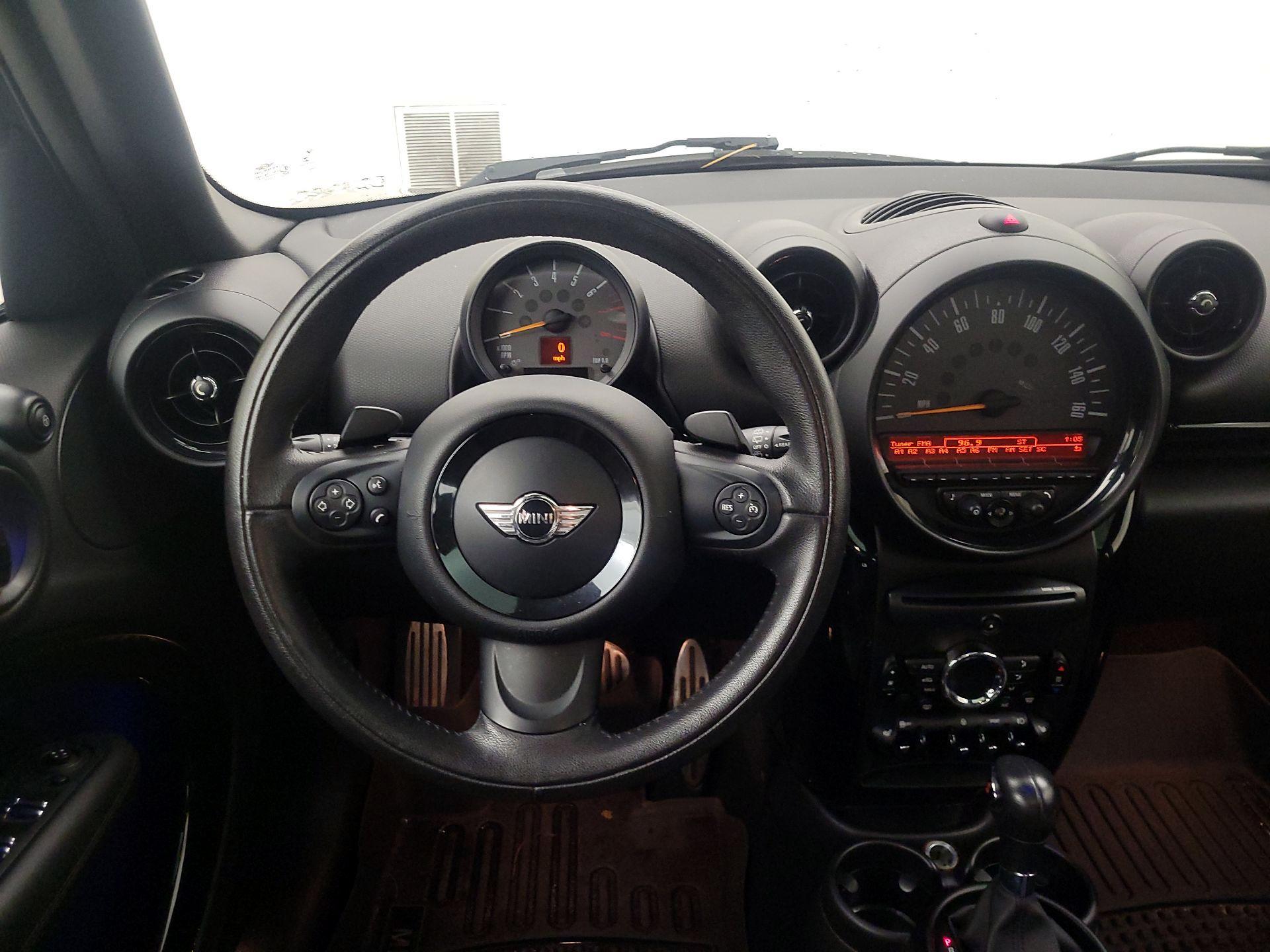 Thumbnail: 2015 MINI Cooper Countryman - 10