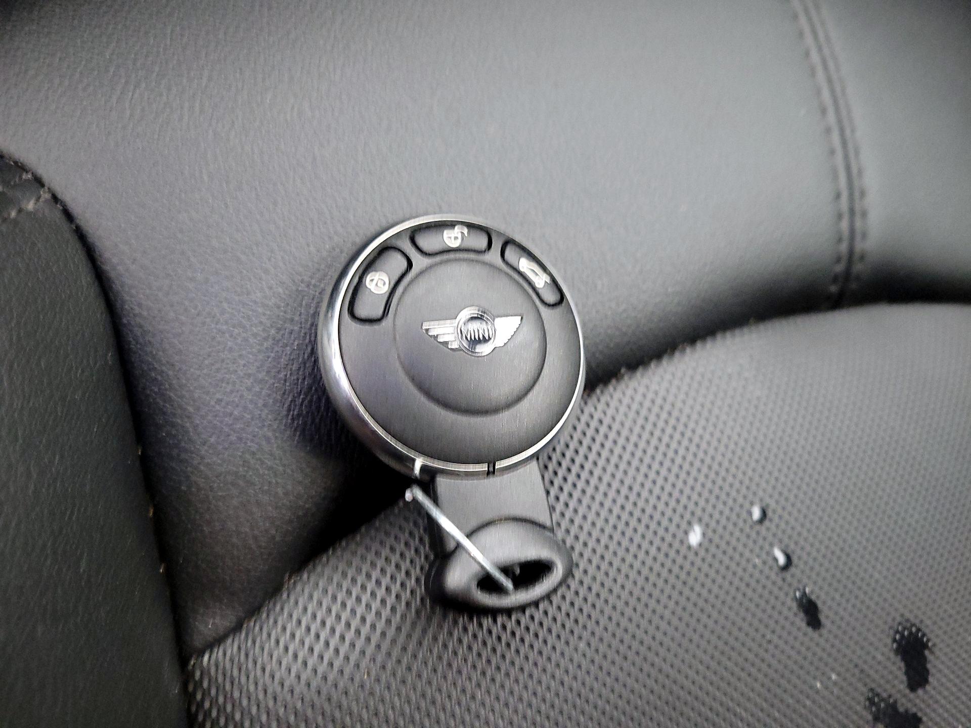 Thumbnail: 2015 MINI Cooper Countryman - 20