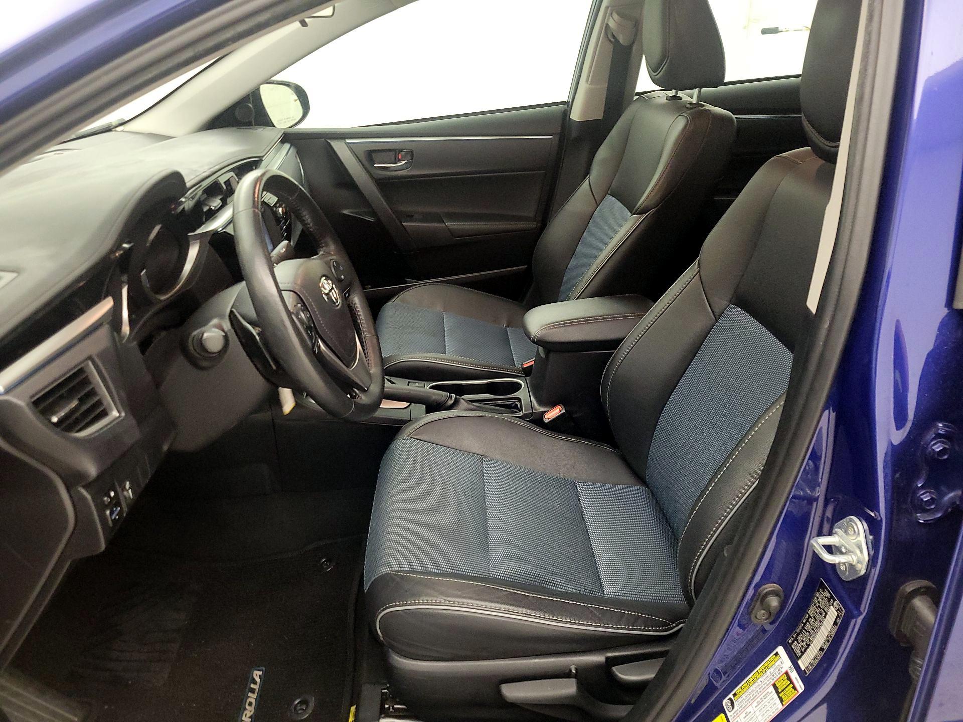 Thumbnail: 2015 Toyota Corolla - 11