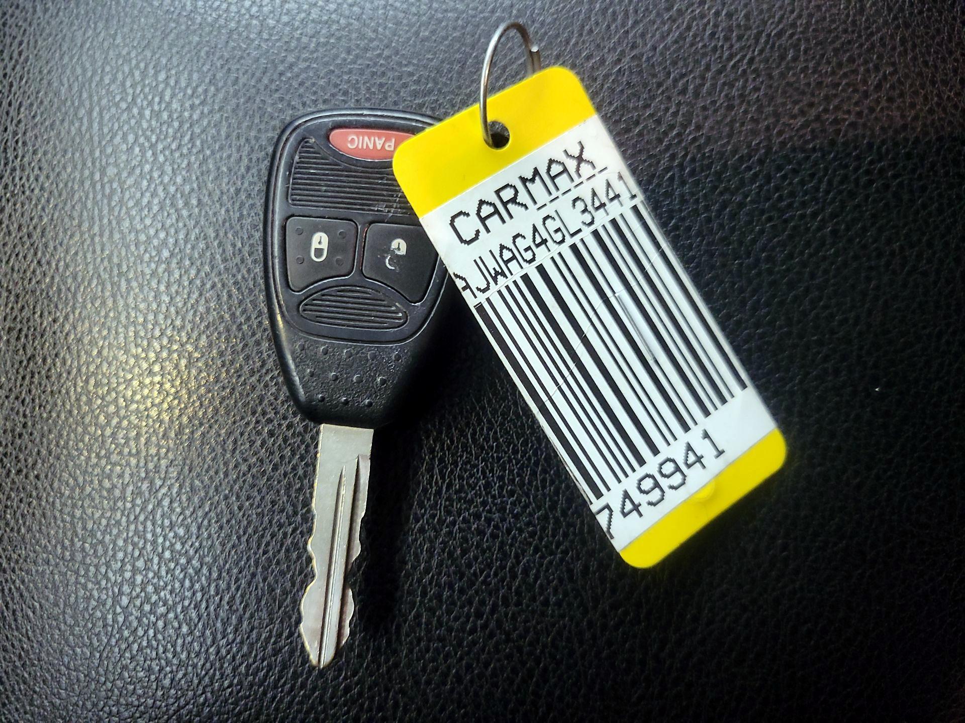 Thumbnail: 2016 Jeep Wrangler - 20