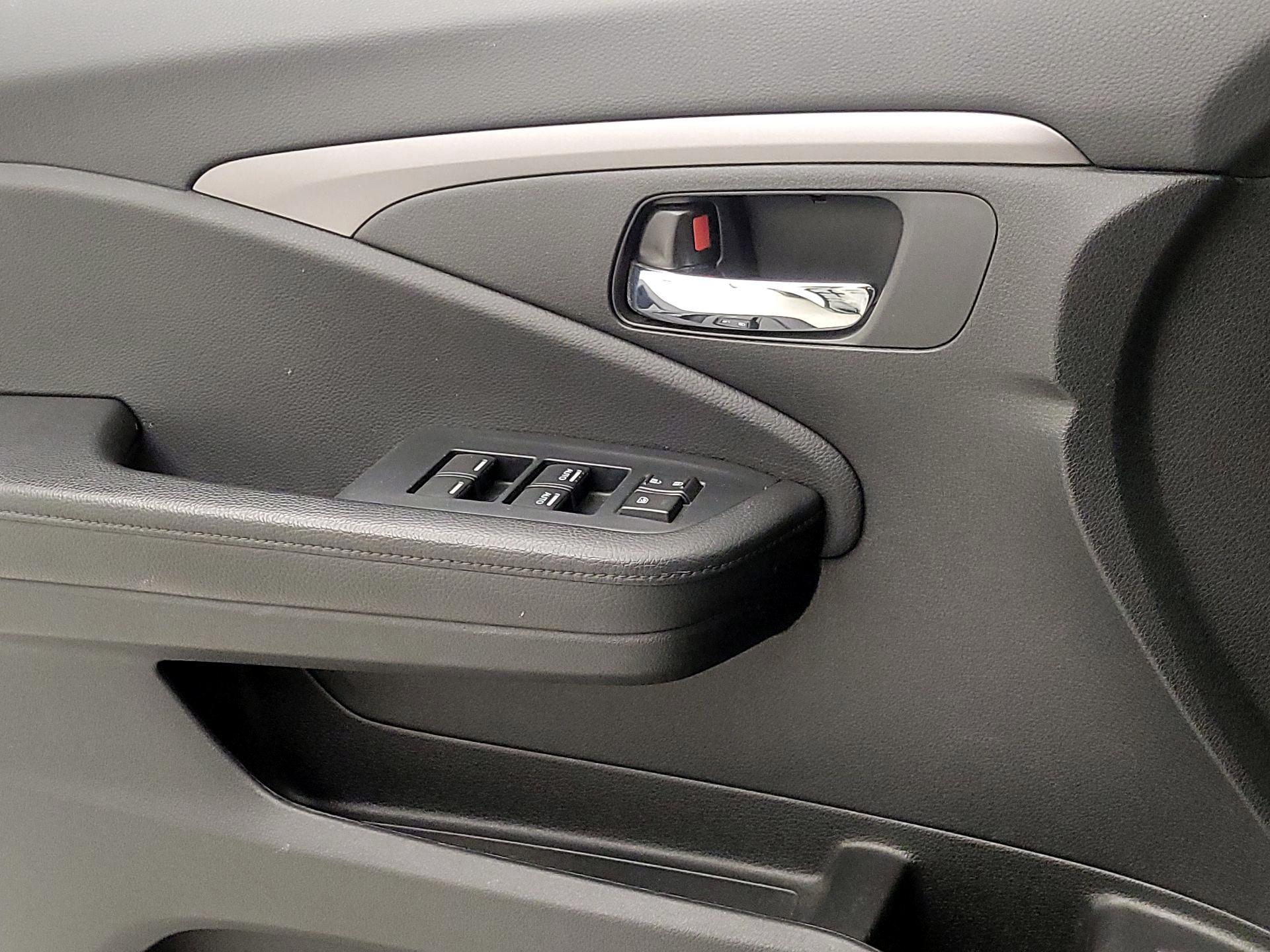 Thumbnail: 2021 Honda Pilot - 12