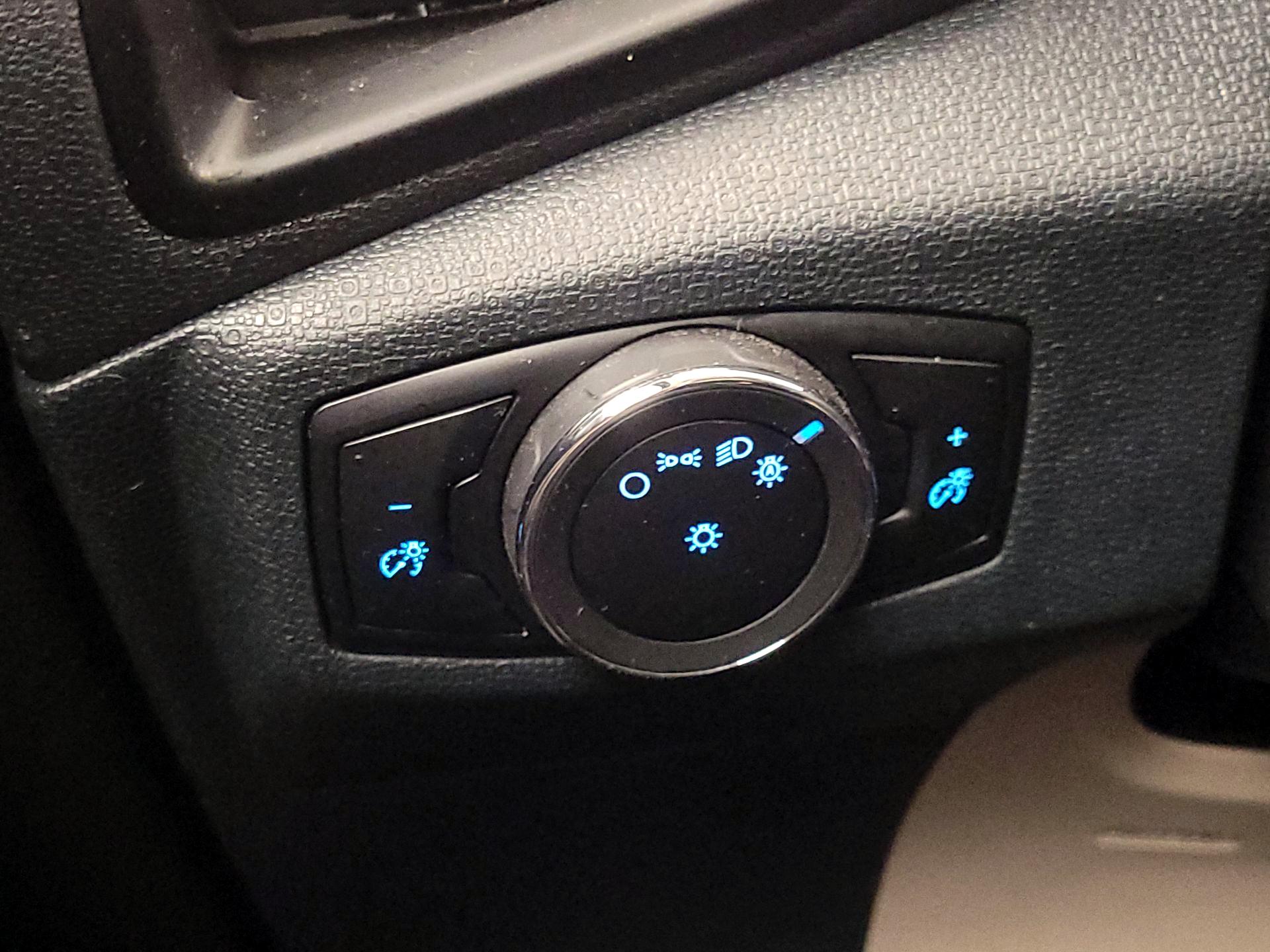 Thumbnail: 2022 Ford EcoSport - 13