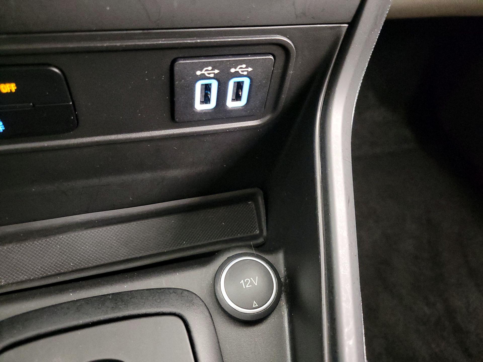 Thumbnail: 2022 Ford EcoSport - 18