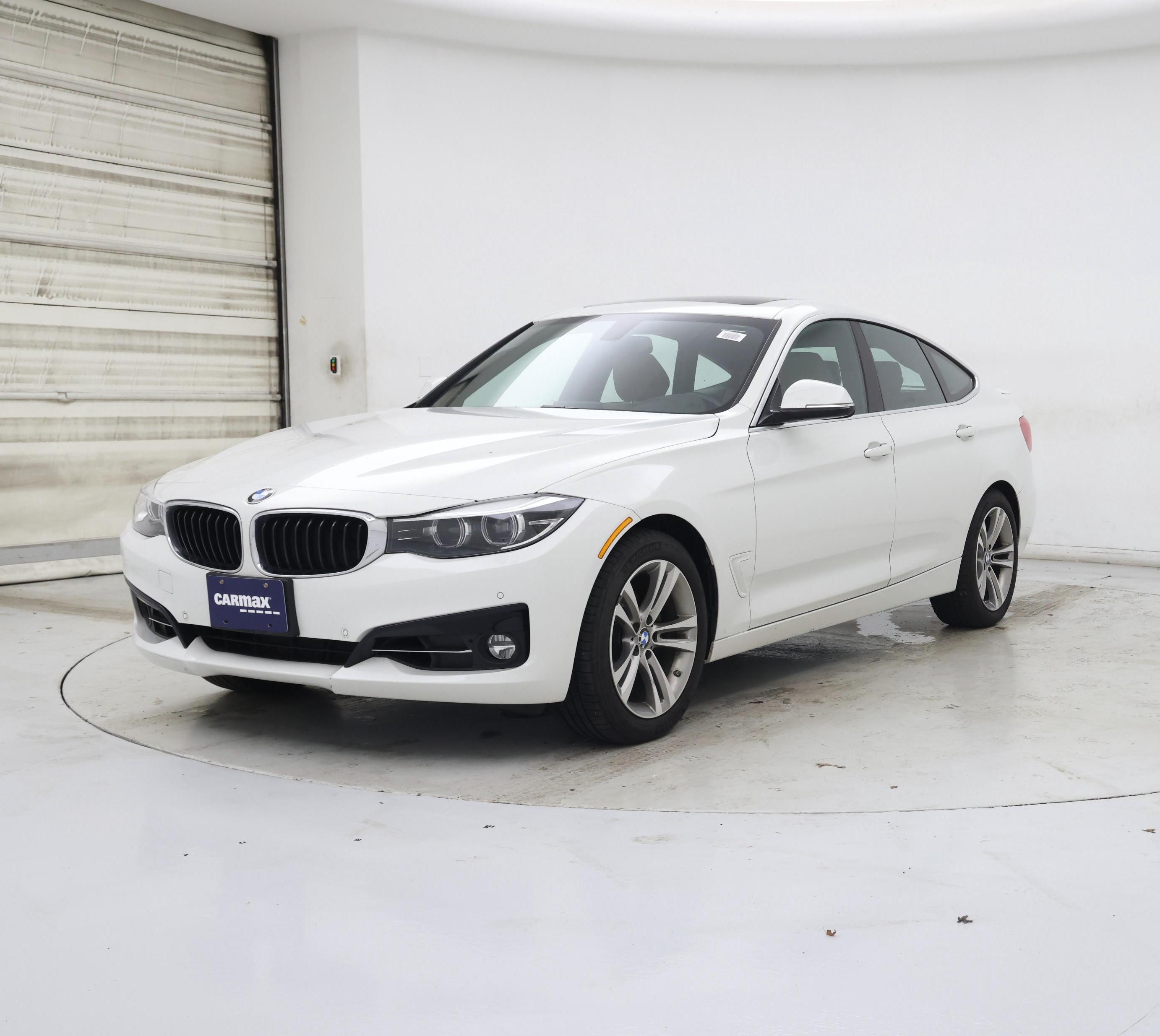 Thumbnail: 2017 BMW 3 Series - 4