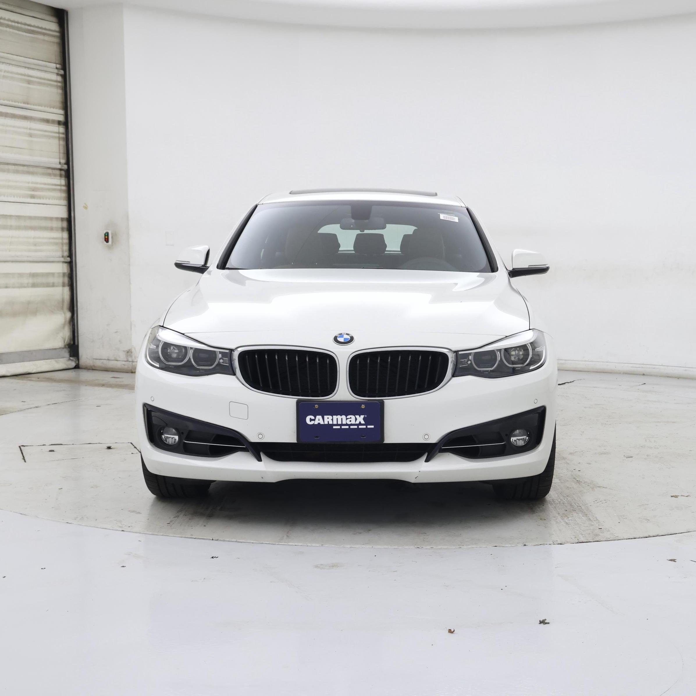Thumbnail: 2017 BMW 3 Series - 5