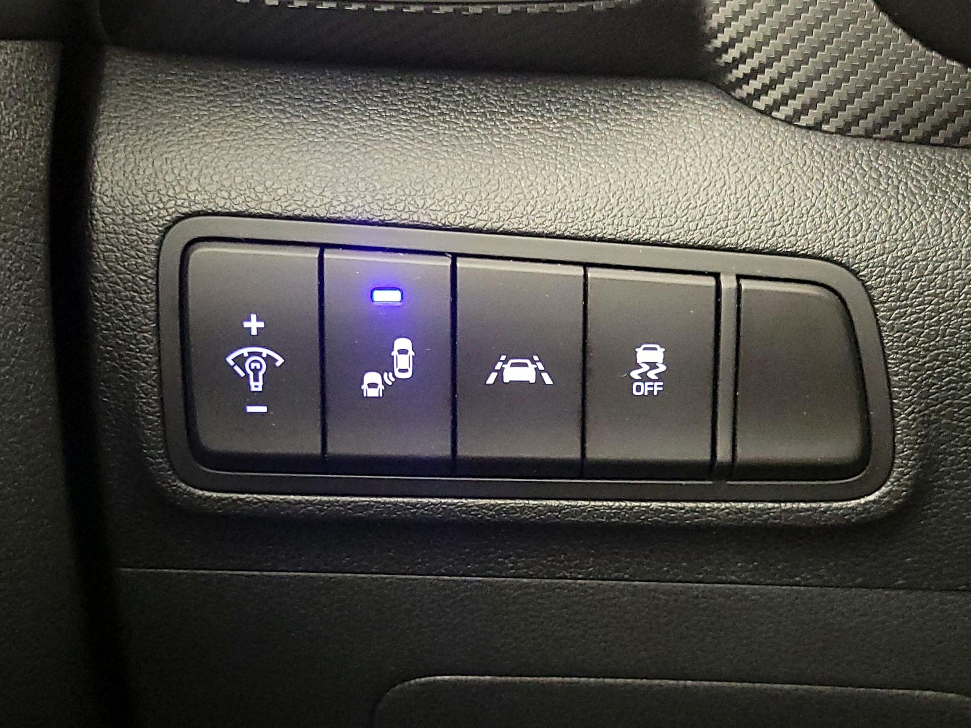 Thumbnail: 2020 Hyundai Tucson - 13