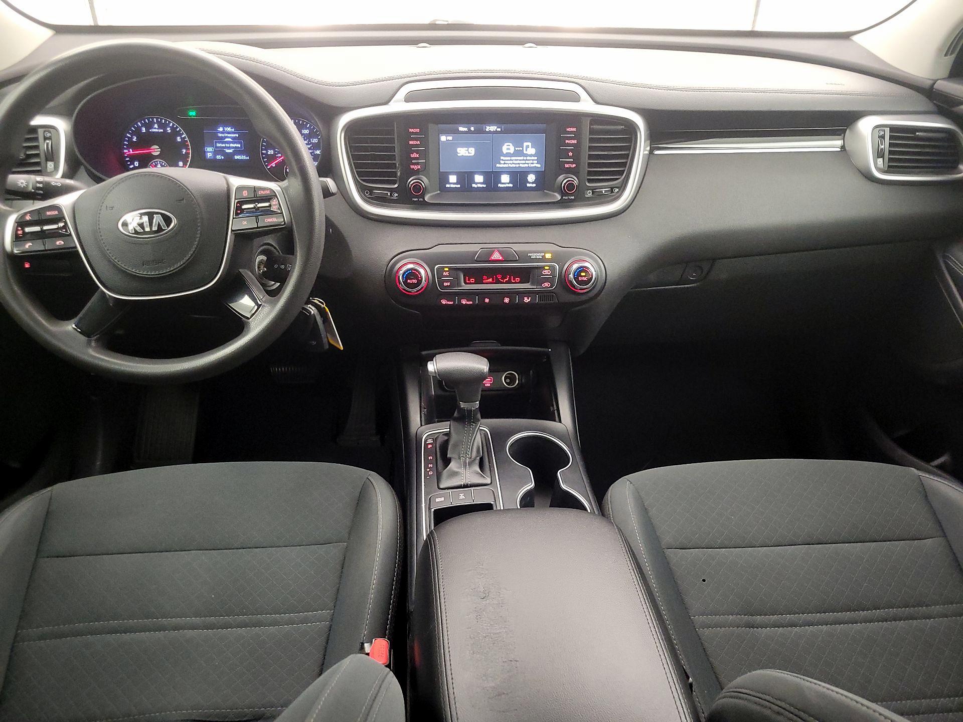 Thumbnail: 2019 Kia Sorento - 9