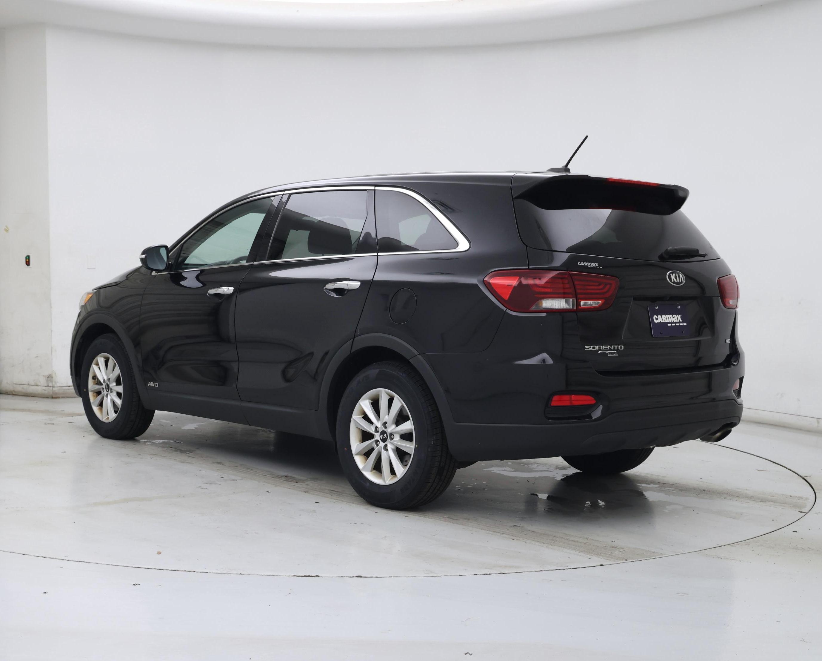 Thumbnail: 2019 Kia Sorento - 2