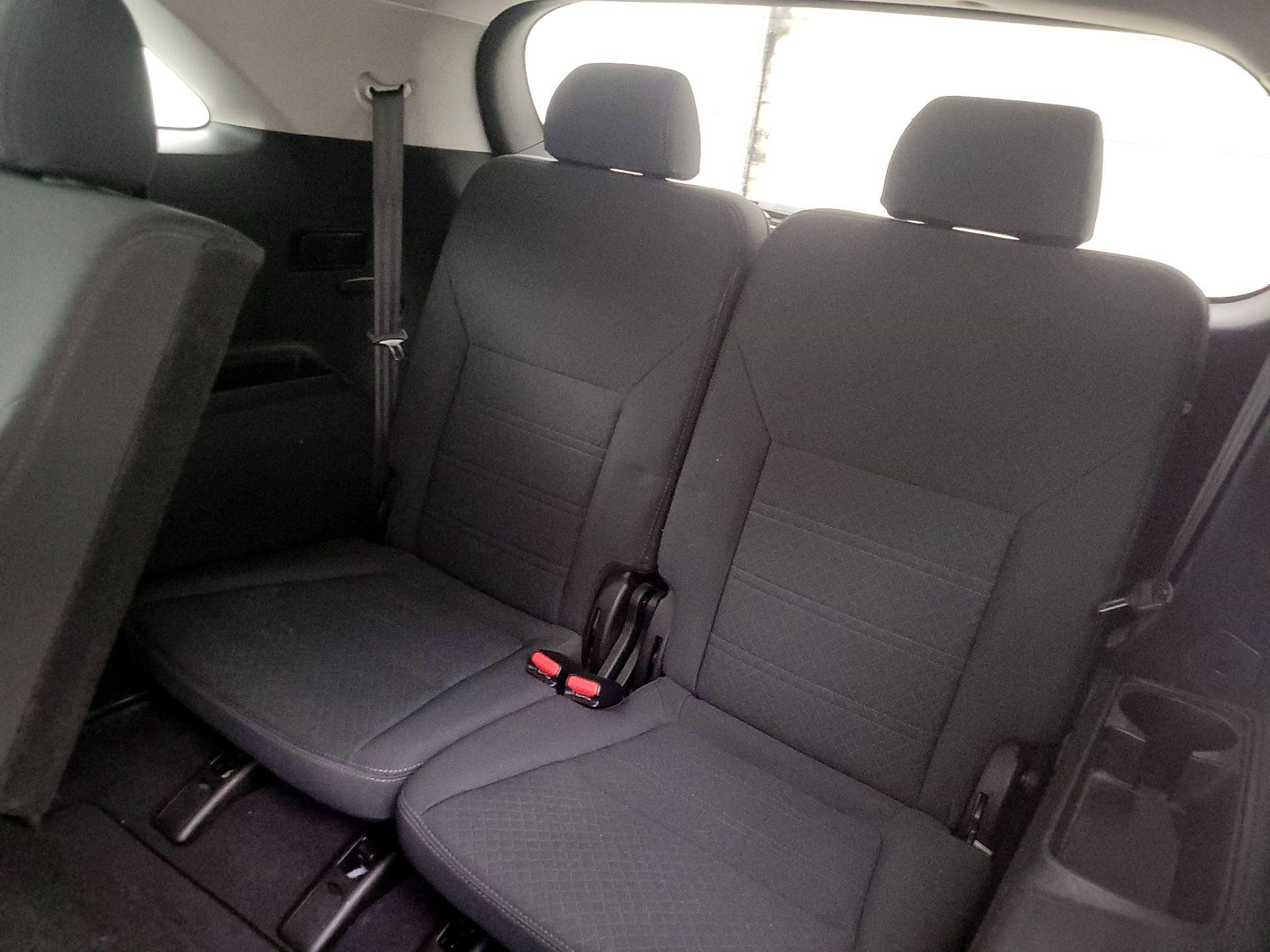 Thumbnail: 2019 Kia Sorento - 20