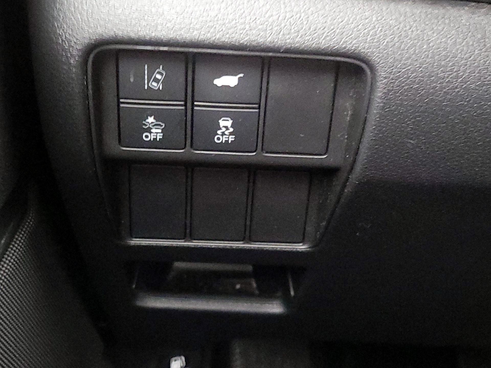 Thumbnail: 2019 Honda CR-V - 13