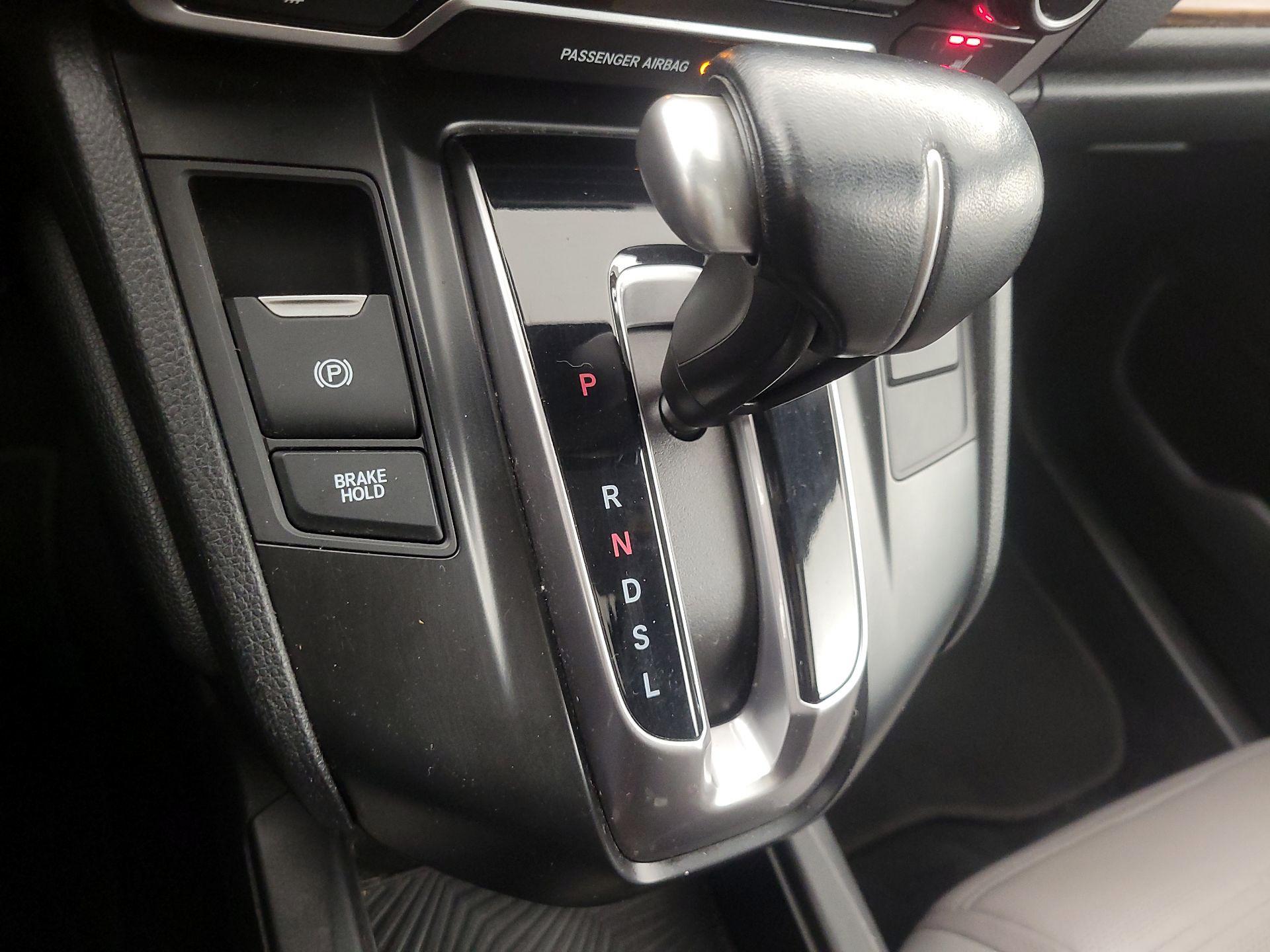 Thumbnail: 2019 Honda CR-V - 17