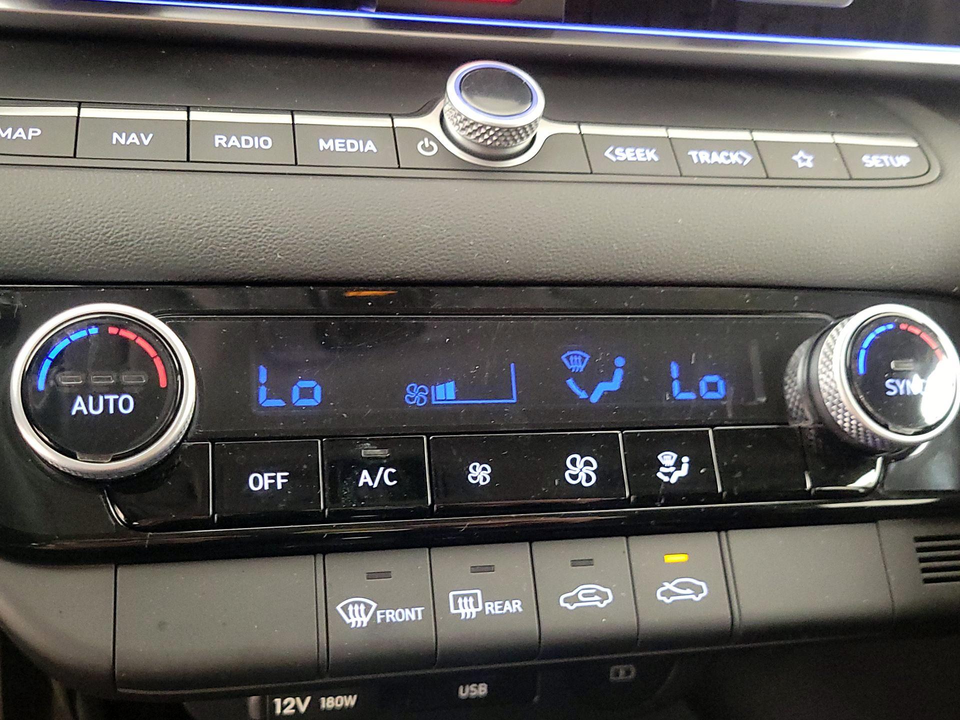 Thumbnail: 2024 Hyundai Elantra - 16