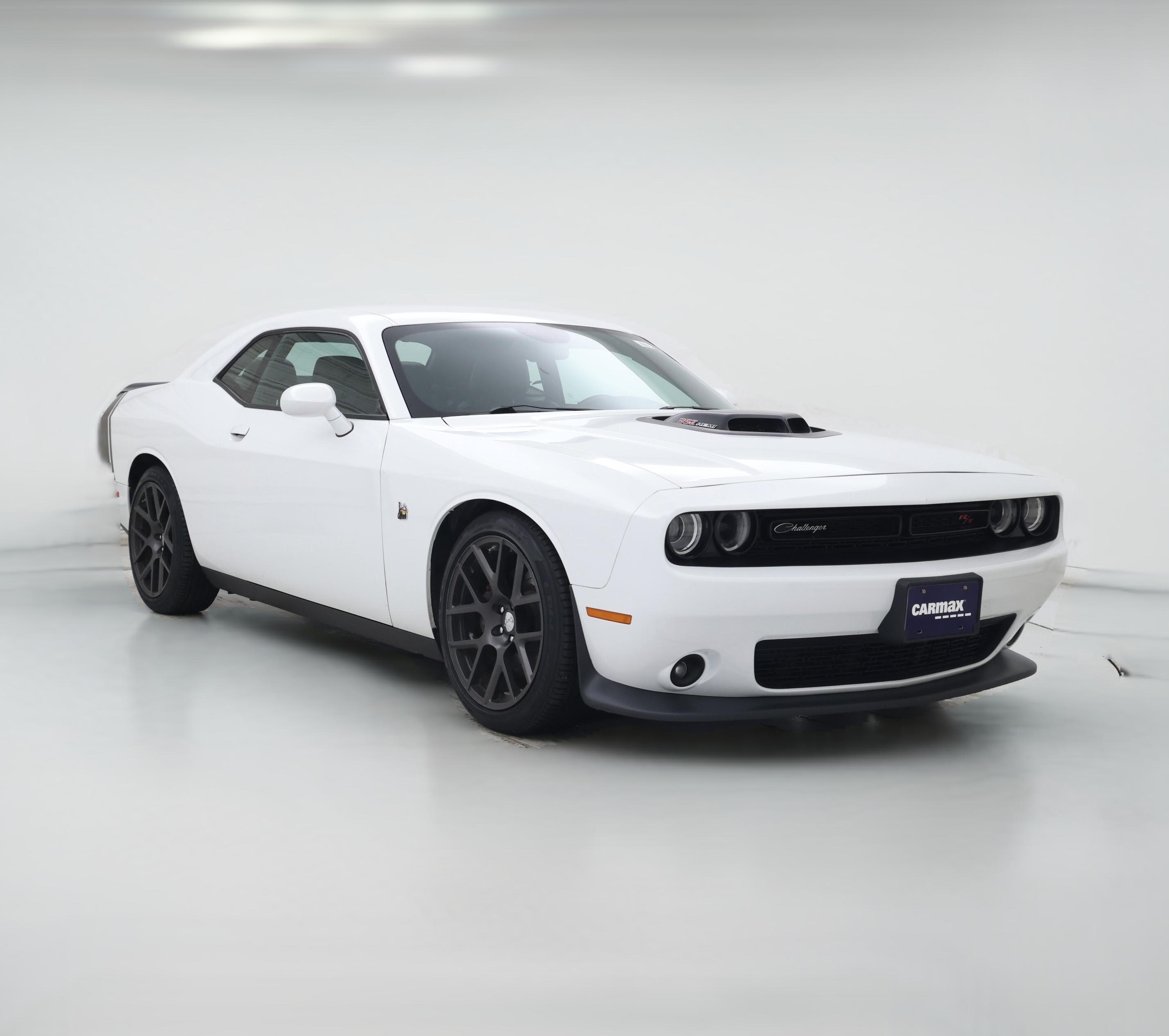 Thumbnail: 2016 Dodge Challenger - 1