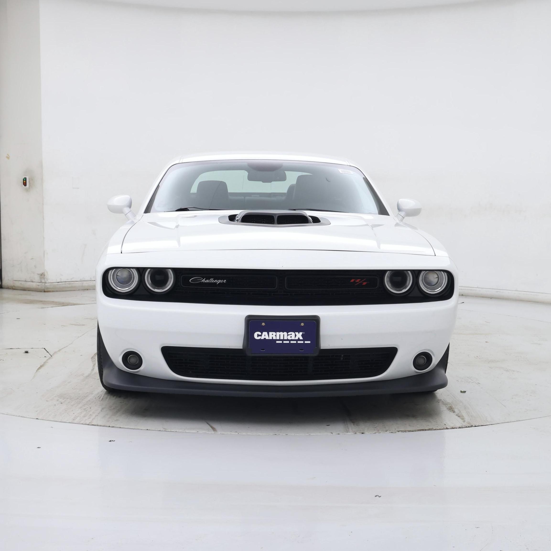 Thumbnail: 2016 Dodge Challenger - 5