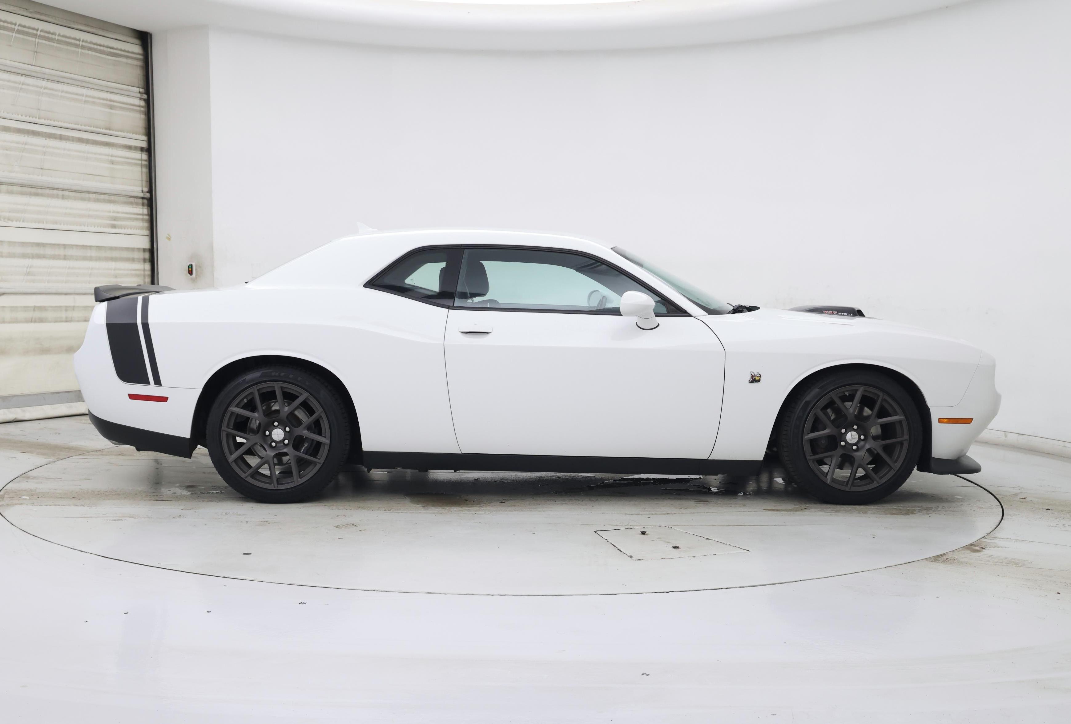 Thumbnail: 2016 Dodge Challenger - 7