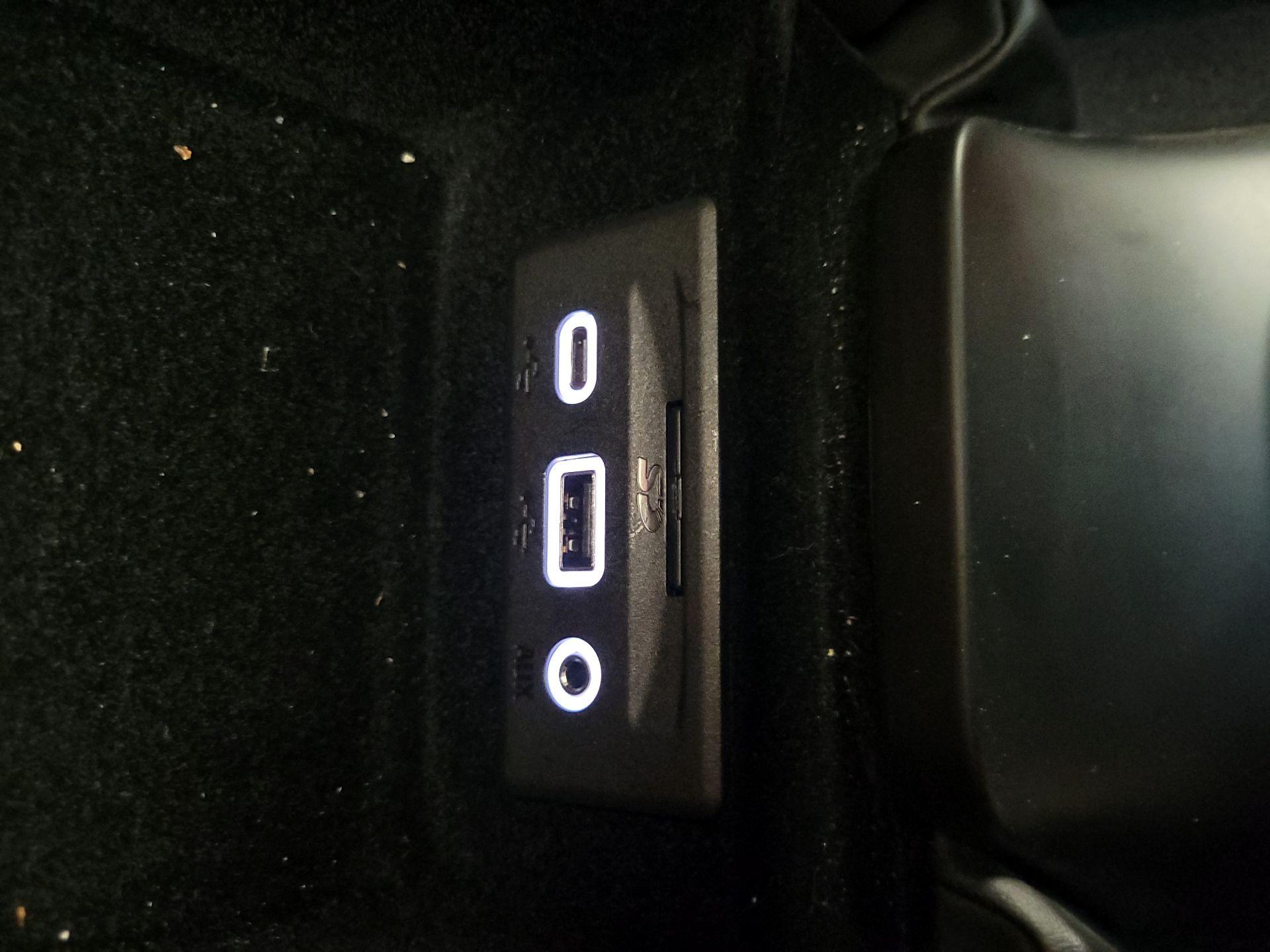 Thumbnail: 2020 Chevrolet Corvette - 19