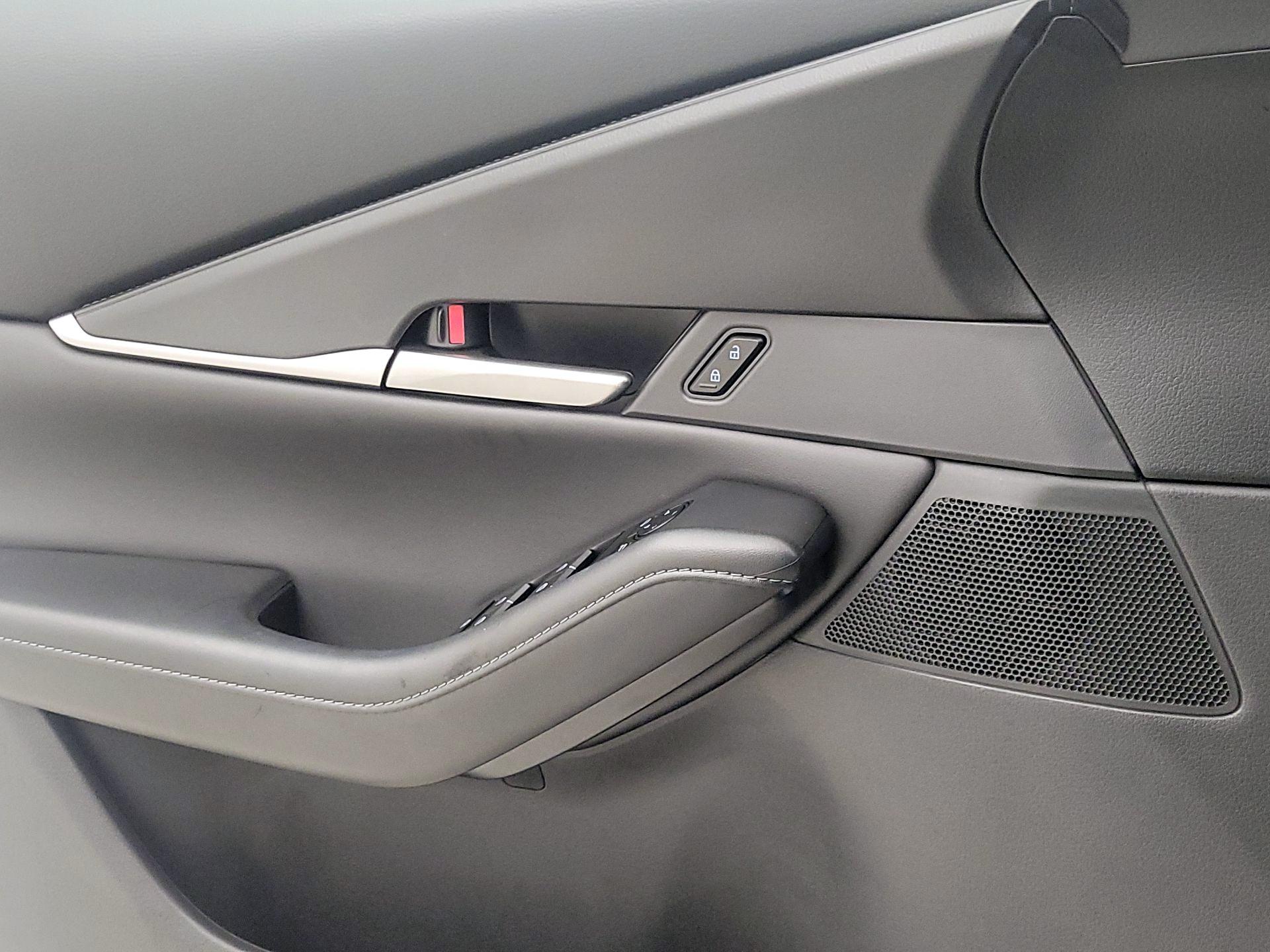 Thumbnail: 2023 Mazda CX-30 - 12