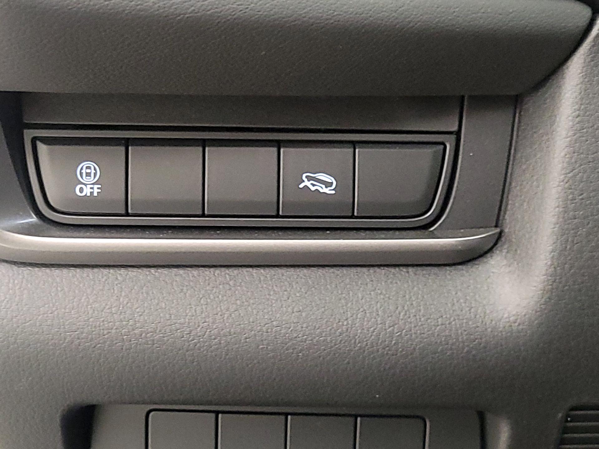 Thumbnail: 2023 Mazda CX-30 - 13