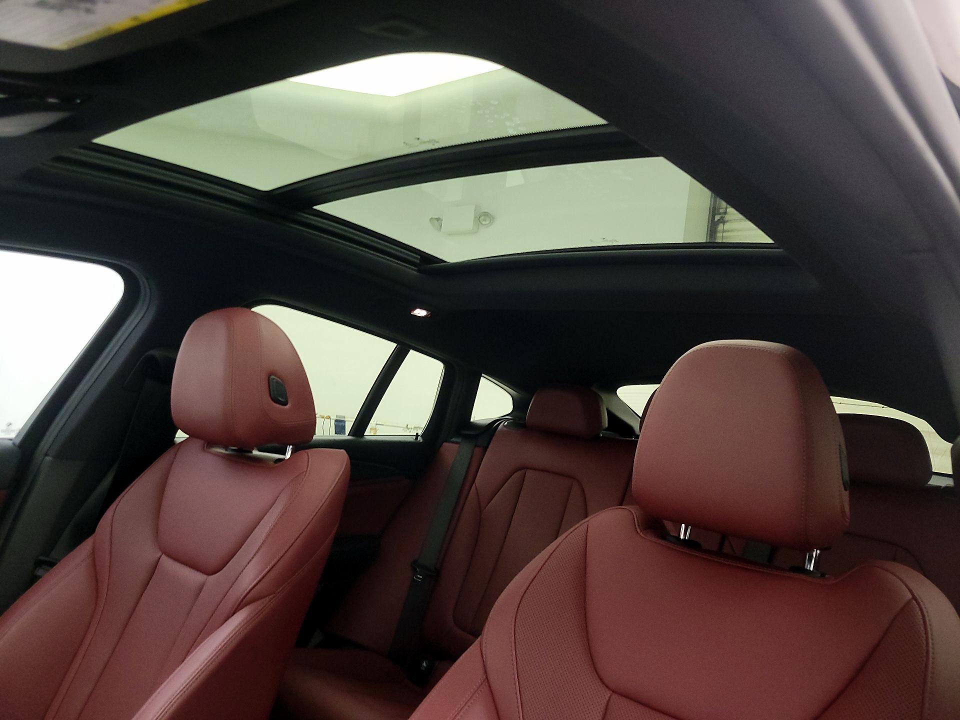 Thumbnail: 2023 BMW X4 - 20