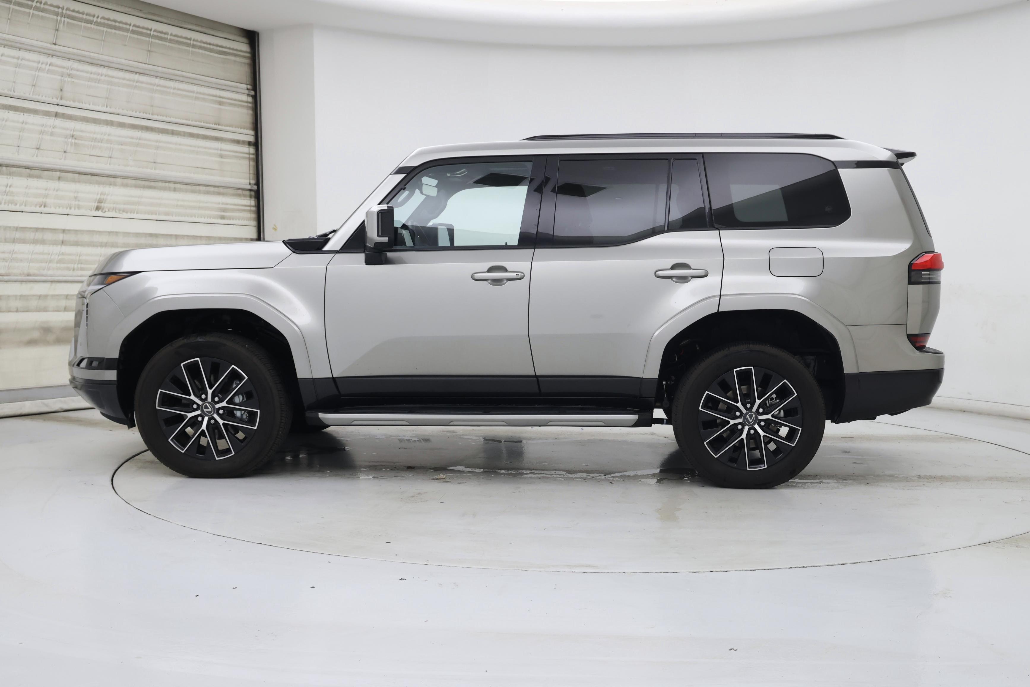 Thumbnail: 2025 Lexus GX - 3