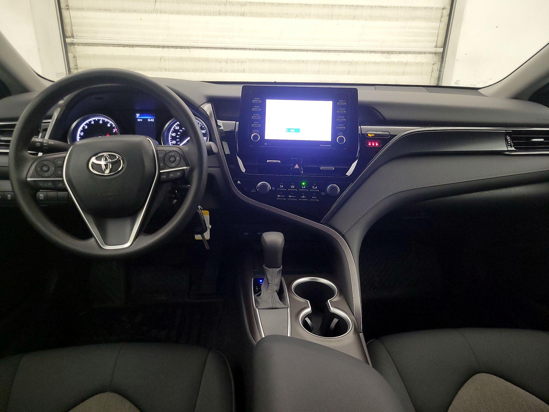 Thumbnail: 2021 Toyota Camry - 9