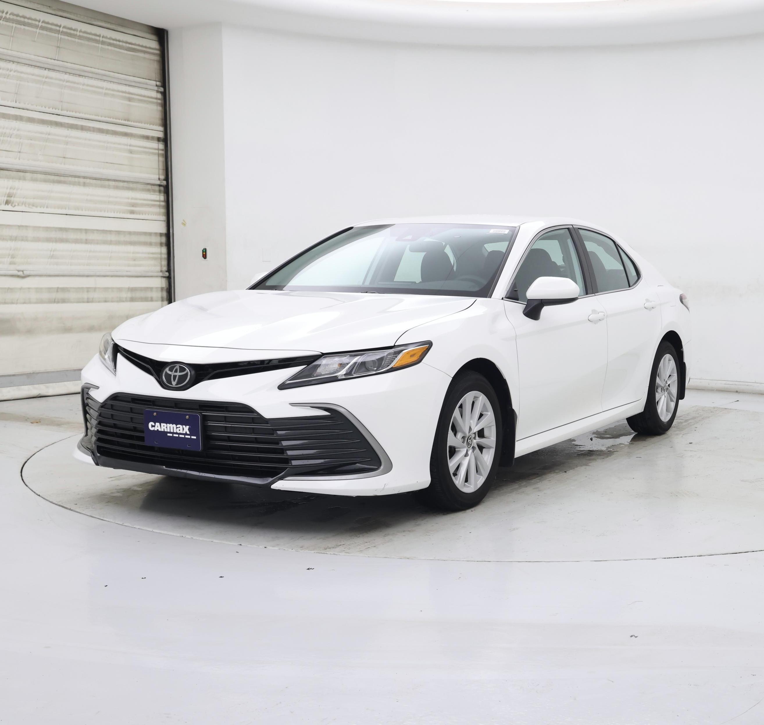 Thumbnail: 2021 Toyota Camry - 4