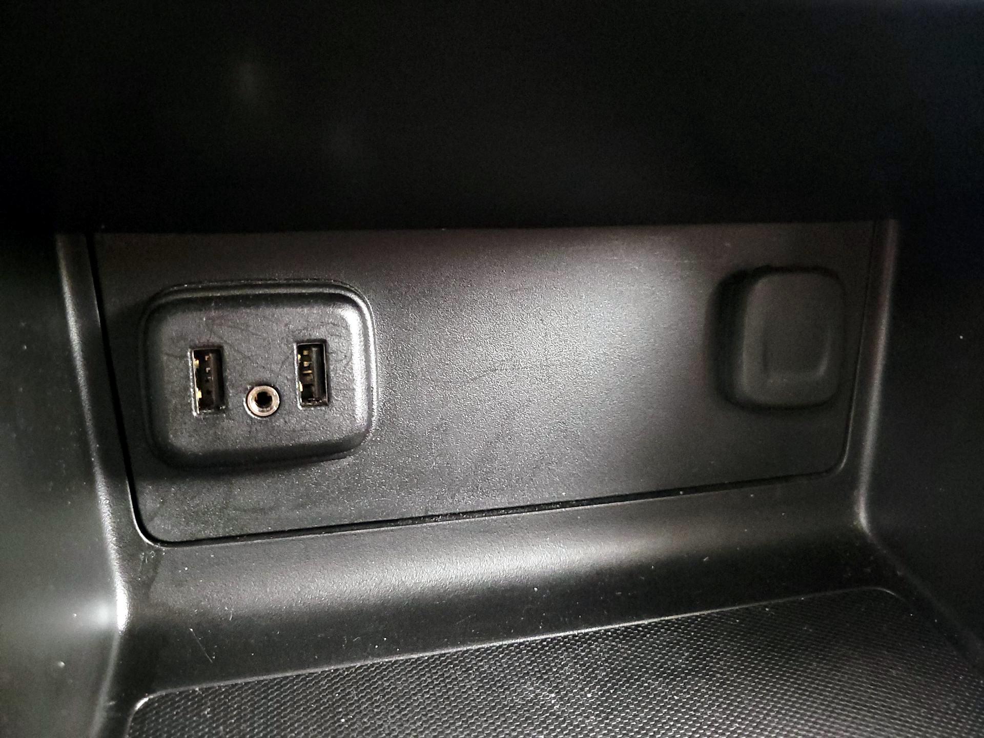 Thumbnail: 2021 GMC Canyon - 18