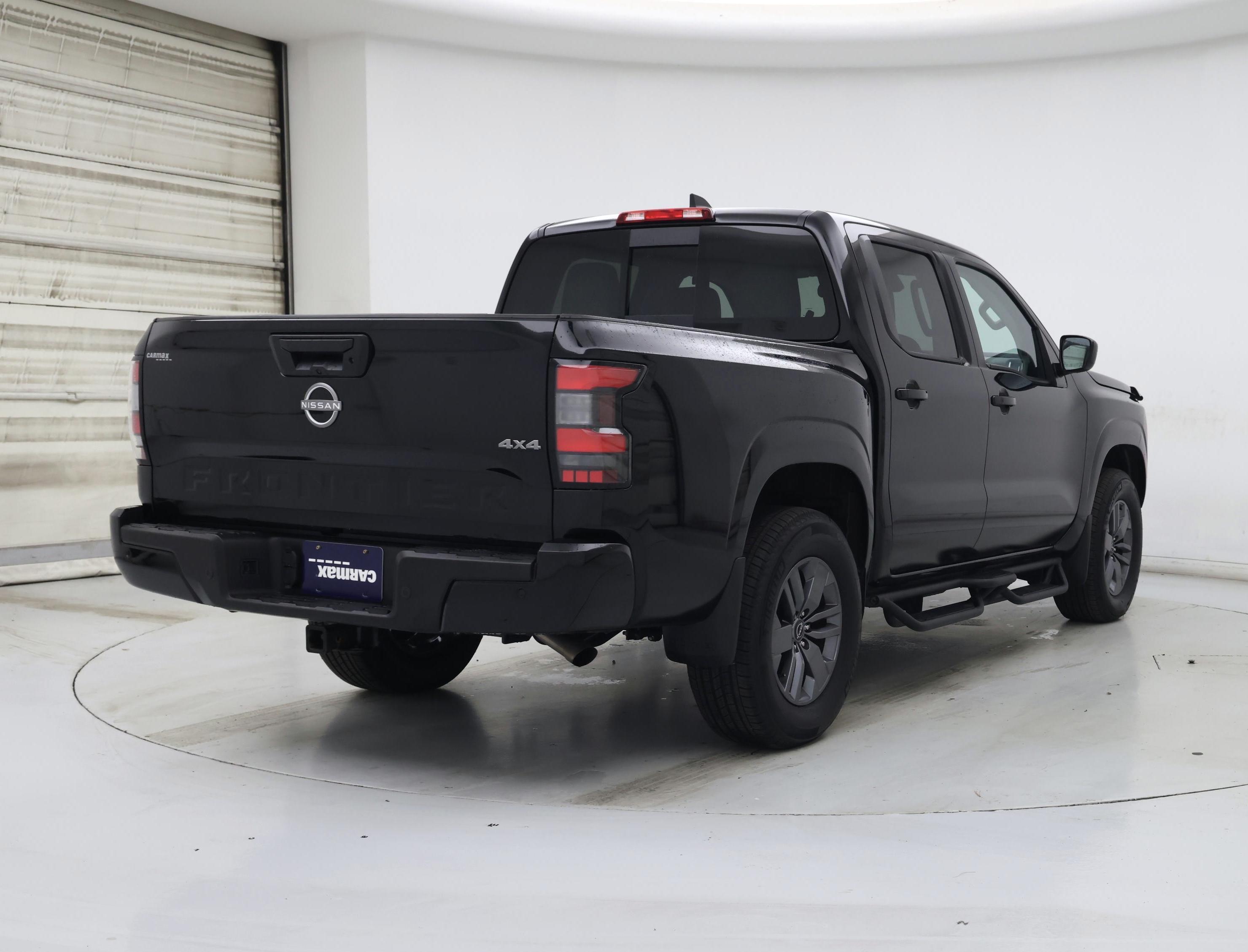 Thumbnail: 2025 Nissan Frontier - 8