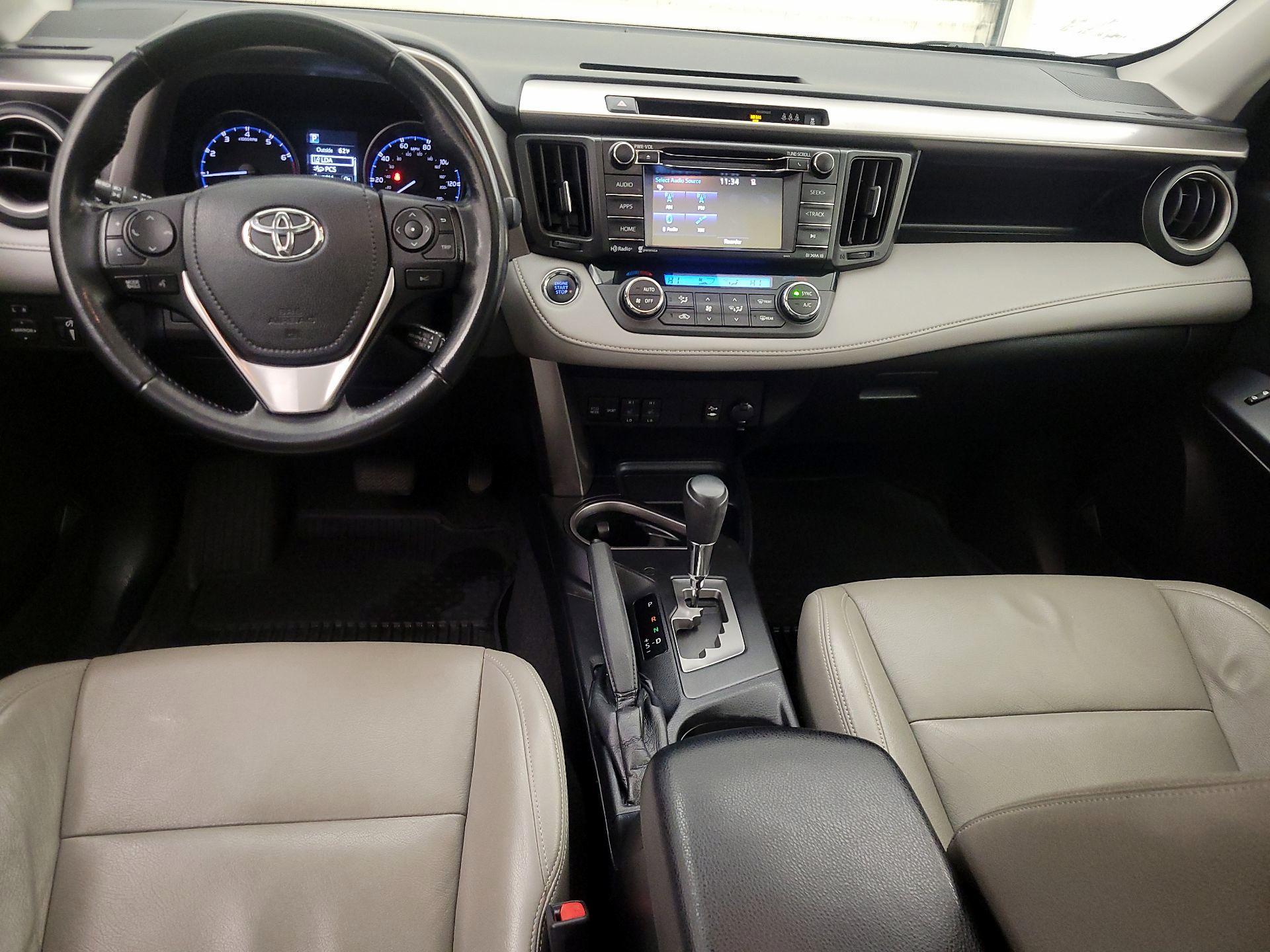 Thumbnail: 2018 Toyota RAV4 - 9