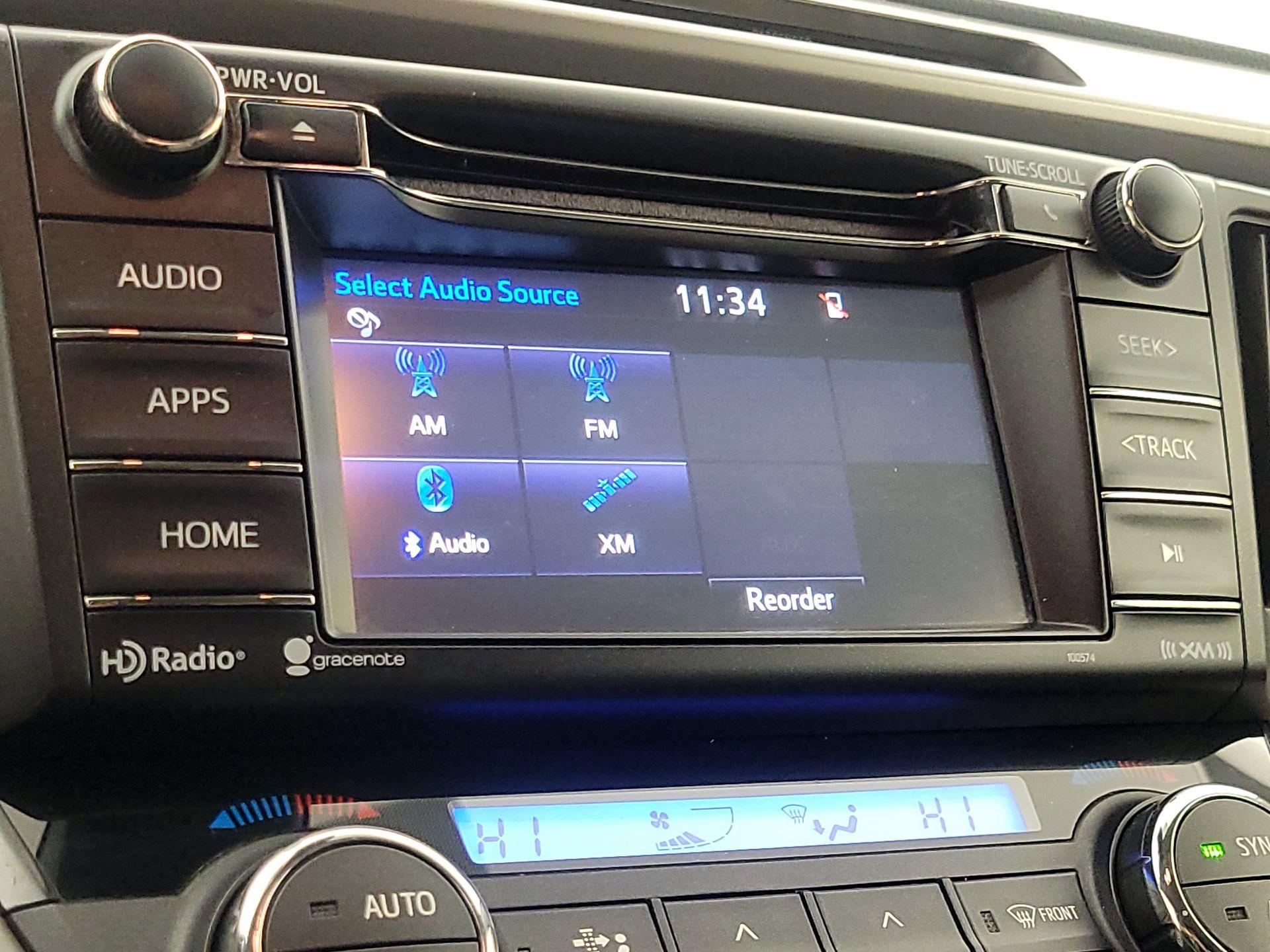 Thumbnail: 2018 Toyota RAV4 - 15